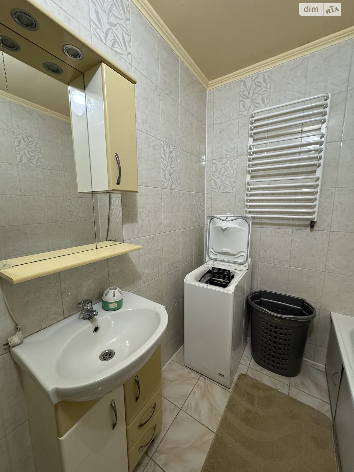 двухкомнатная квартира в Великой Березовице, район Кемпинг, на ул. Энергетическая в аренду на долгий срок помесячно фото 1 двухкомнатная квартира в Великой Березовице, район Кемпинг, на ул. Энергетическая в аренду на долгий срок помесячно фото 1