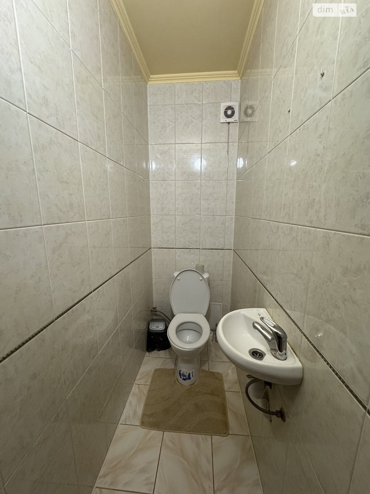 двухкомнатная квартира в Великой Березовице, район Кемпинг, на ул. Энергетическая в аренду на долгий срок помесячно фото 1 двухкомнатная квартира в Великой Березовице, район Кемпинг, на ул. Энергетическая в аренду на долгий срок помесячно фото 1