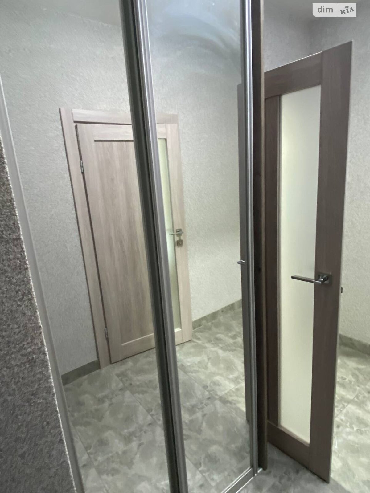 однокомнатная квартира в Винниках, район Лычаковский, на ул. Академика Сахарова 10Б в аренду на долгий срок помесячно фото 1 однокомнатная квартира в Винниках, район Лычаковский, на ул. Академика Сахарова 10Б в аренду на долгий срок помесячно фото 1