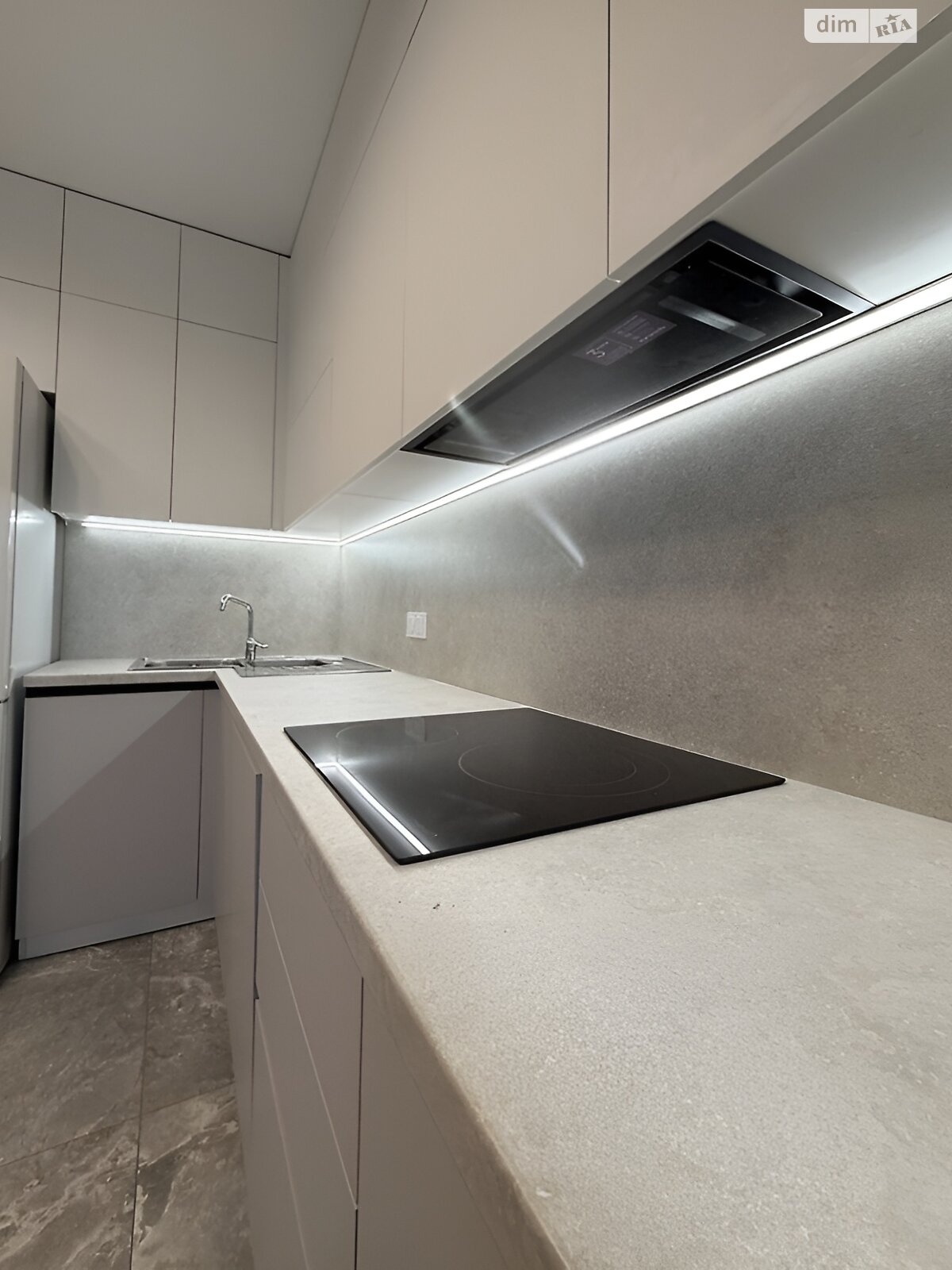 однокімнатна квартира в Вінниці, район Академічний, на вул. Олександрівська 1 в довготривалу оренду помісячно фото 1