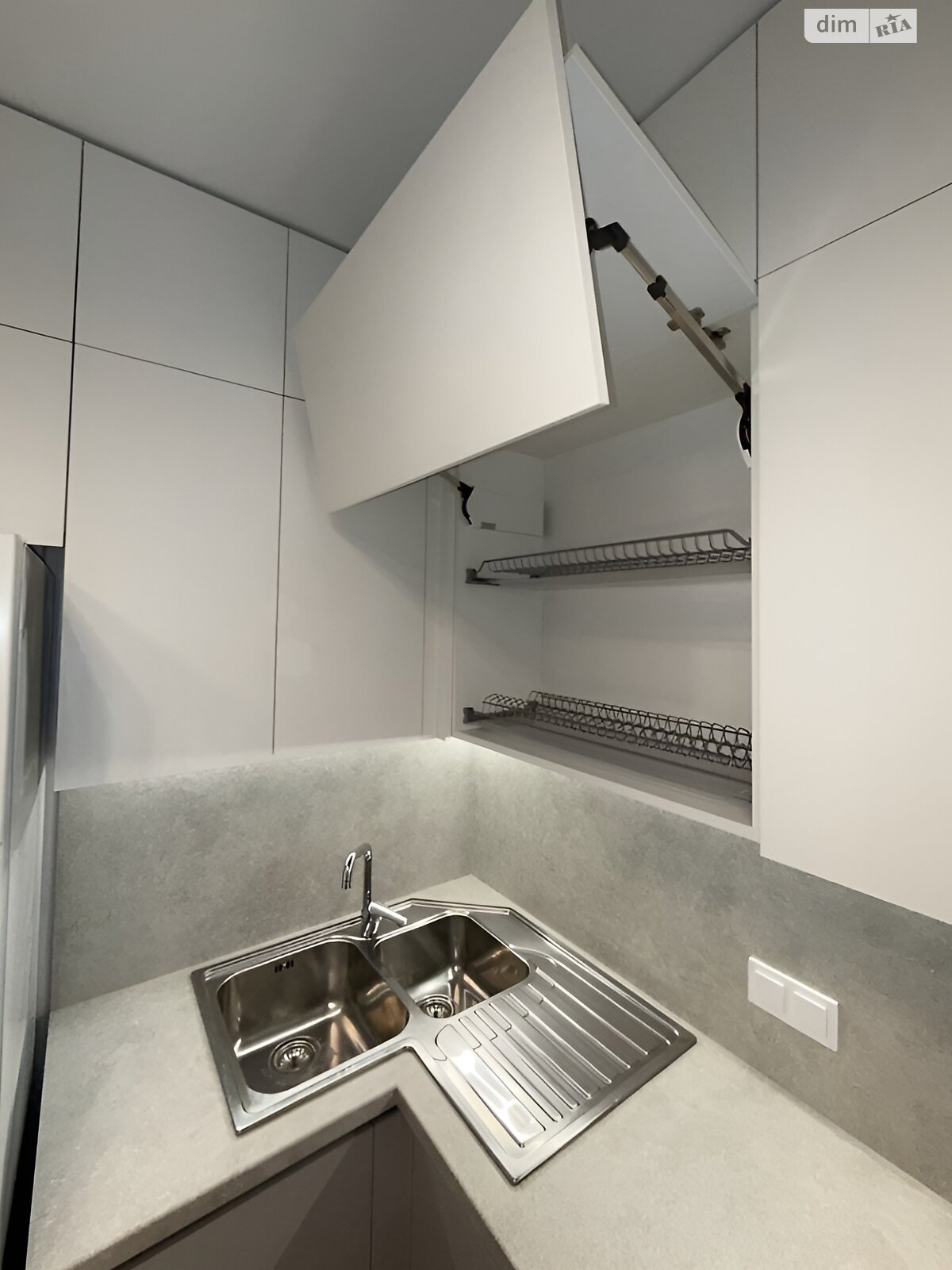 однокімнатна квартира в Вінниці, район Академічний, на вул. Олександрівська 1 в довготривалу оренду помісячно фото 1