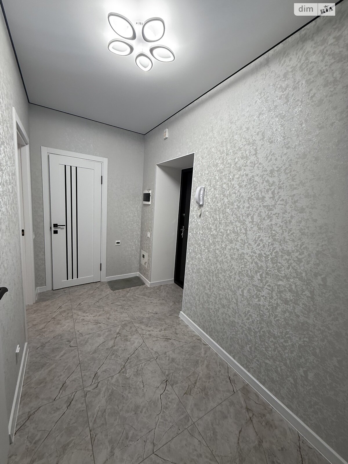 однокімнатна квартира в Вінниці, район Академічний, на вул. Олександрівська в довготривалу оренду помісячно фото 1