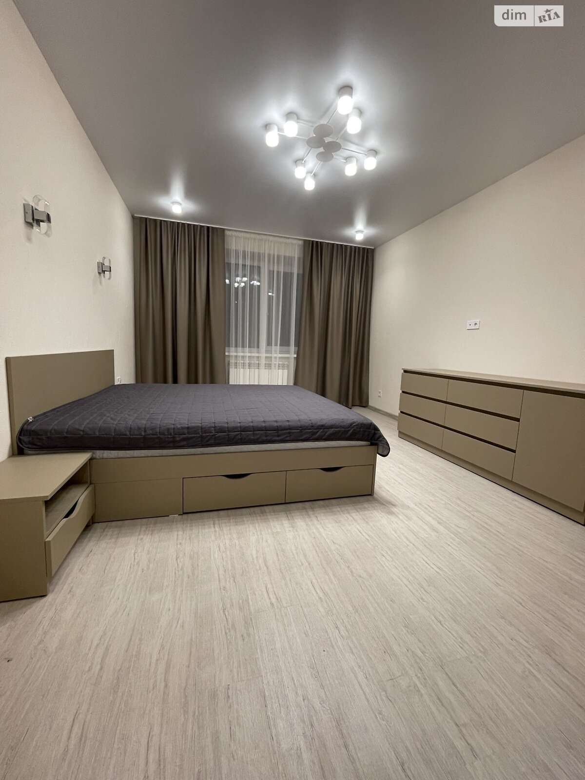 однокімнатна квартира в Вінниці, район Академічний, на вул. Олександрівська 3 в довготривалу оренду помісячно фото 1 однокімнатна квартира в Вінниці, район Академічний, на вул. Олександрівська 3 в довготривалу оренду помісячно фото 1