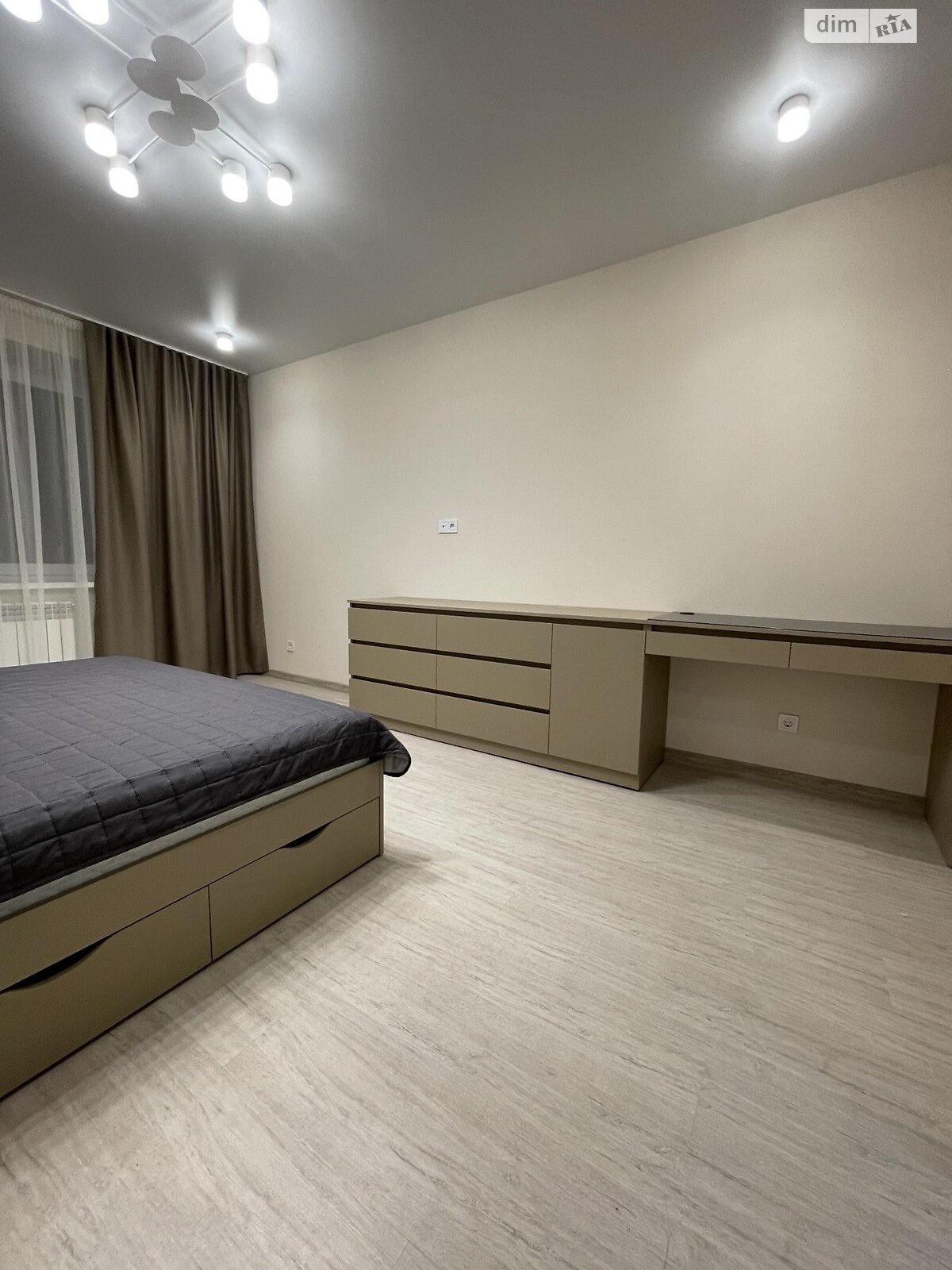 однокімнатна квартира в Вінниці, район Академічний, на вул. Олександрівська 3 в довготривалу оренду помісячно фото 1 однокімнатна квартира в Вінниці, район Академічний, на вул. Олександрівська 3 в довготривалу оренду помісячно фото 1