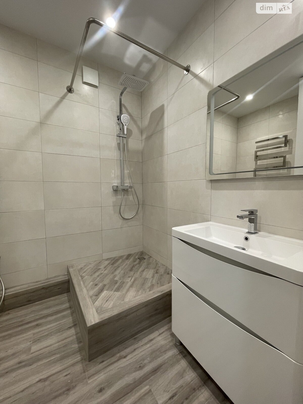 однокімнатна квартира в Вінниці, район Академічний, на вул. Олександрівська 3 в довготривалу оренду помісячно фото 1 однокімнатна квартира в Вінниці, район Академічний, на вул. Олександрівська 3 в довготривалу оренду помісячно фото 1