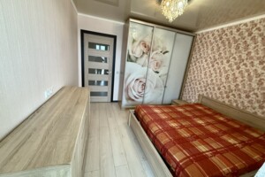 трикімнатна квартира в Вінниці, район Академічний, на вул. Миколаївська 19 в довготривалу оренду помісячно фото 2