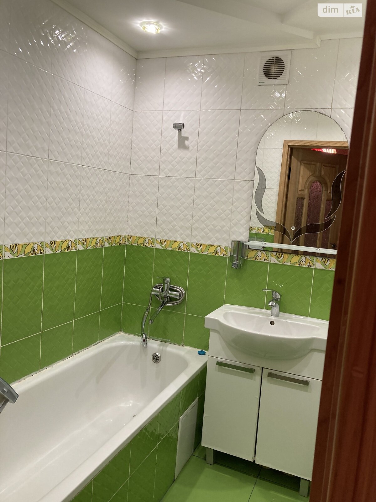 однокімнатна квартира в Вінниці, район Академічний, на вул. Миколаївська 5 в довготривалу оренду помісячно фото 1