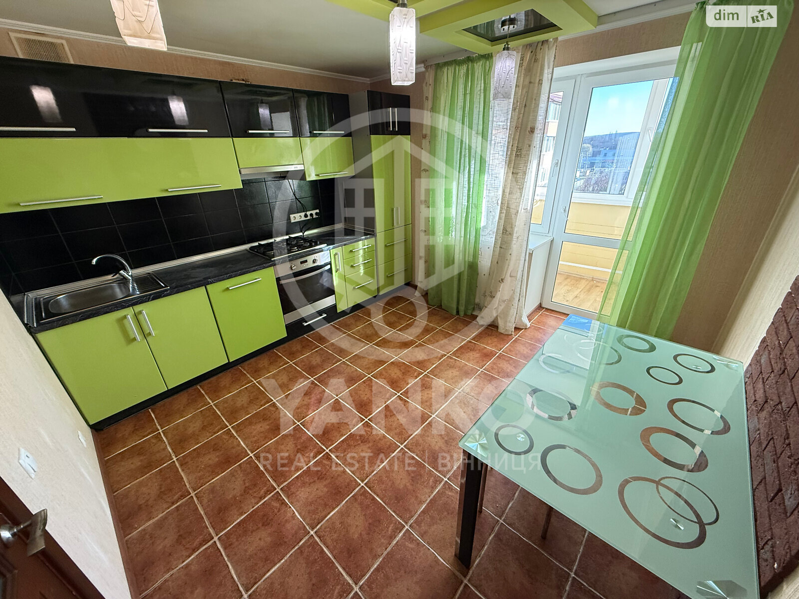 трикімнатна квартира в Вінниці, район Академічний, на вул. Миколаївська в довготривалу оренду помісячно фото 1 трикімнатна квартира в Вінниці, район Академічний, на вул. Миколаївська в довготривалу оренду помісячно фото 1