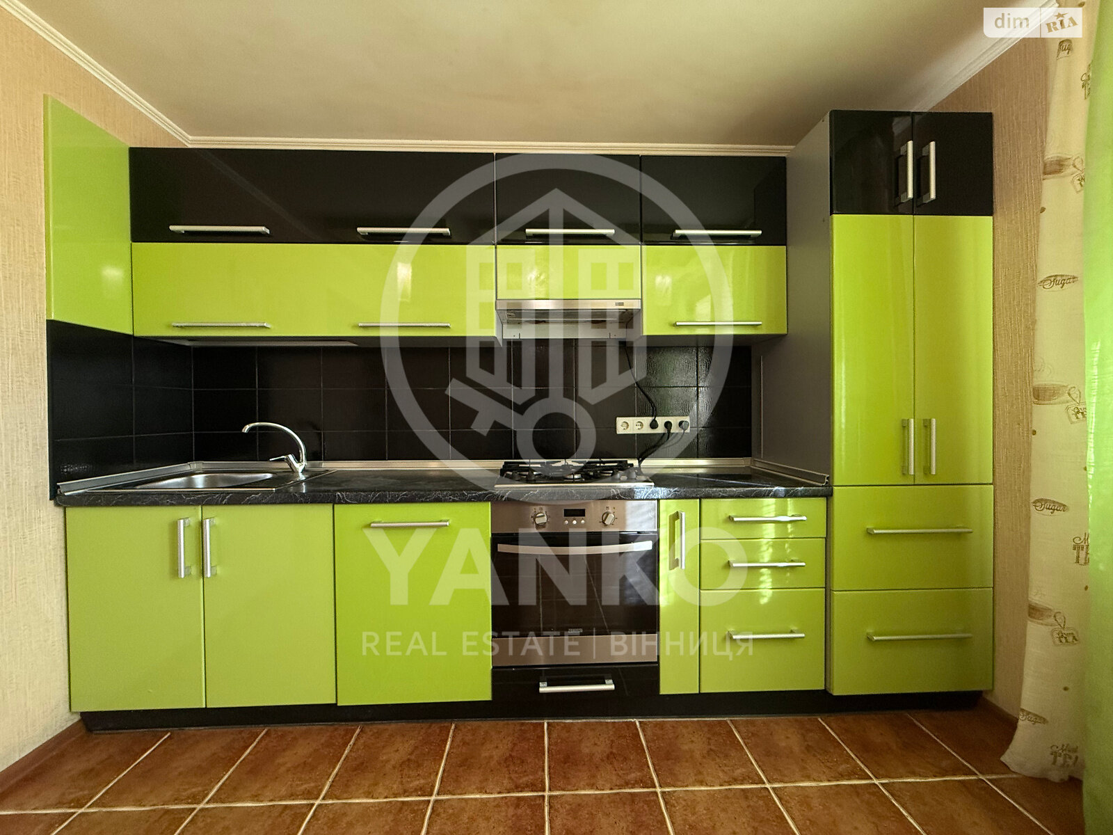 трикімнатна квартира в Вінниці, район Академічний, на вул. Миколаївська в довготривалу оренду помісячно фото 1 трикімнатна квартира в Вінниці, район Академічний, на вул. Миколаївська в довготривалу оренду помісячно фото 1