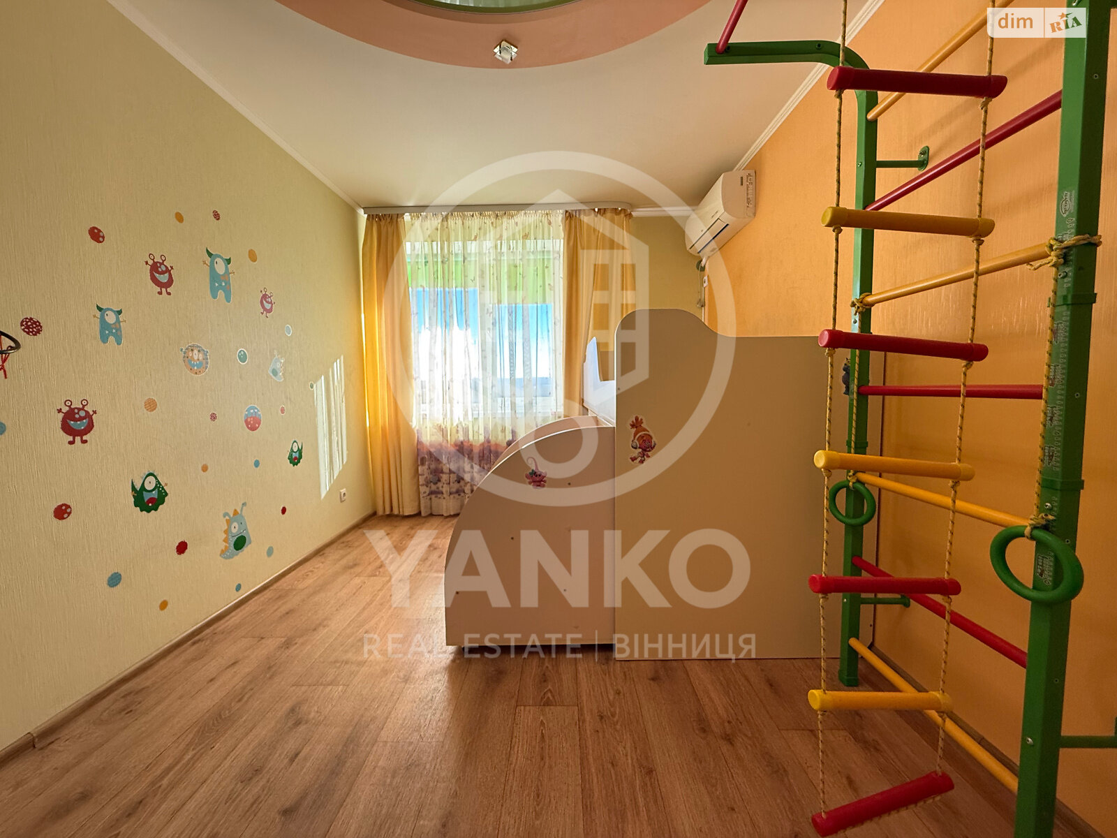 трикімнатна квартира в Вінниці, район Академічний, на вул. Миколаївська в довготривалу оренду помісячно фото 1 трикімнатна квартира в Вінниці, район Академічний, на вул. Миколаївська в довготривалу оренду помісячно фото 1