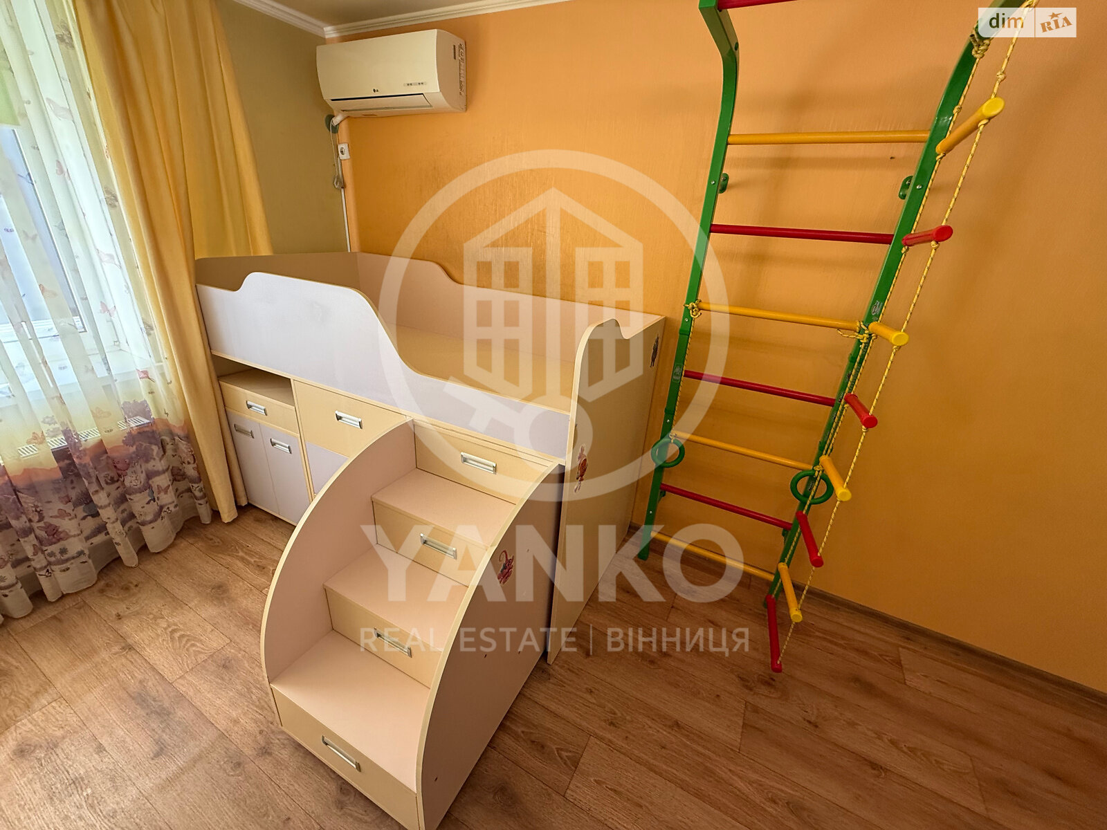 трикімнатна квартира в Вінниці, район Академічний, на вул. Миколаївська в довготривалу оренду помісячно фото 1 трикімнатна квартира в Вінниці, район Академічний, на вул. Миколаївська в довготривалу оренду помісячно фото 1