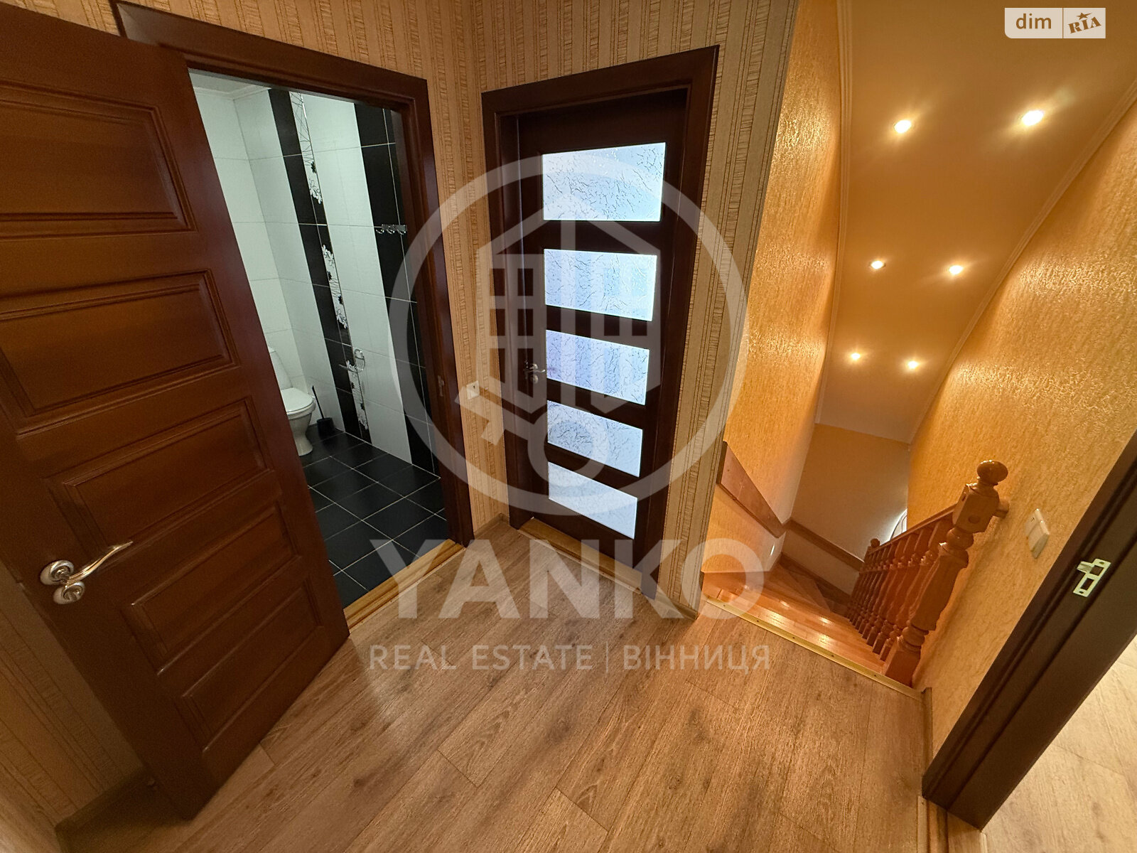 трикімнатна квартира в Вінниці, район Академічний, на вул. Миколаївська в довготривалу оренду помісячно фото 1 трикімнатна квартира в Вінниці, район Академічний, на вул. Миколаївська в довготривалу оренду помісячно фото 1