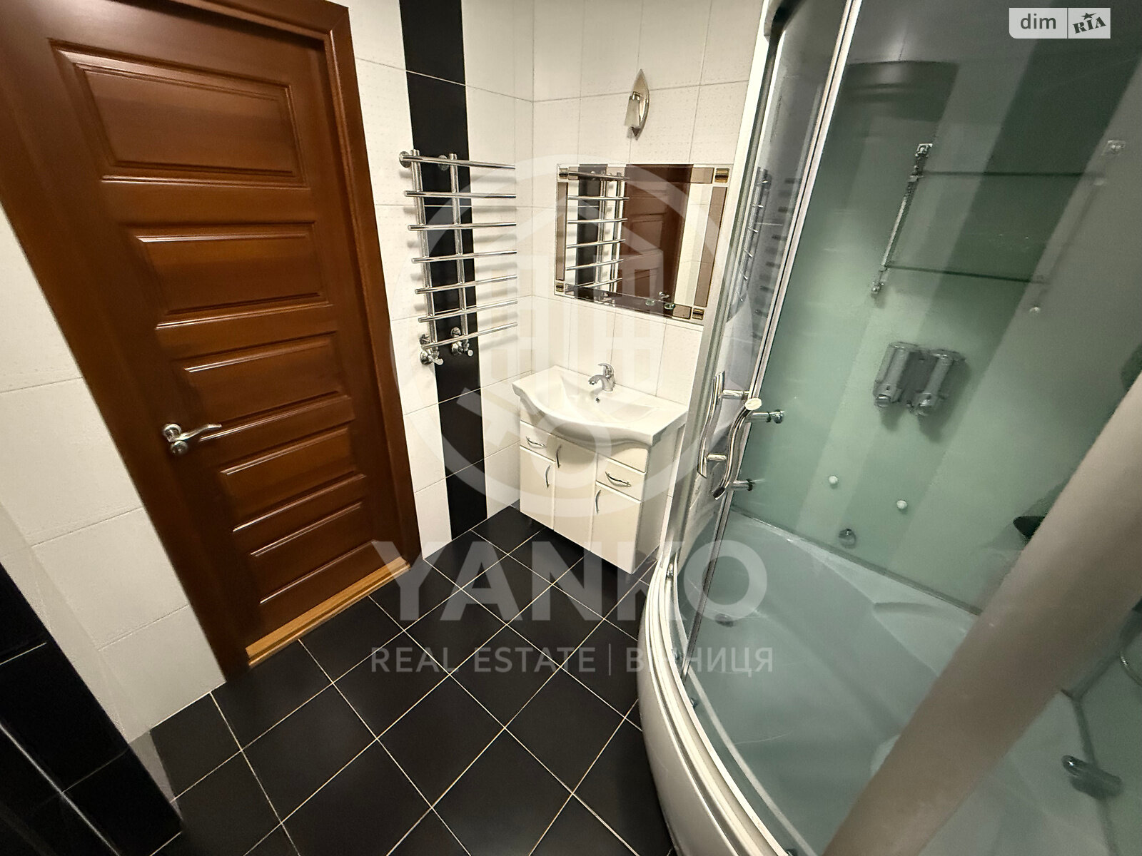 трикімнатна квартира в Вінниці, район Академічний, на вул. Миколаївська в довготривалу оренду помісячно фото 1 трикімнатна квартира в Вінниці, район Академічний, на вул. Миколаївська в довготривалу оренду помісячно фото 1