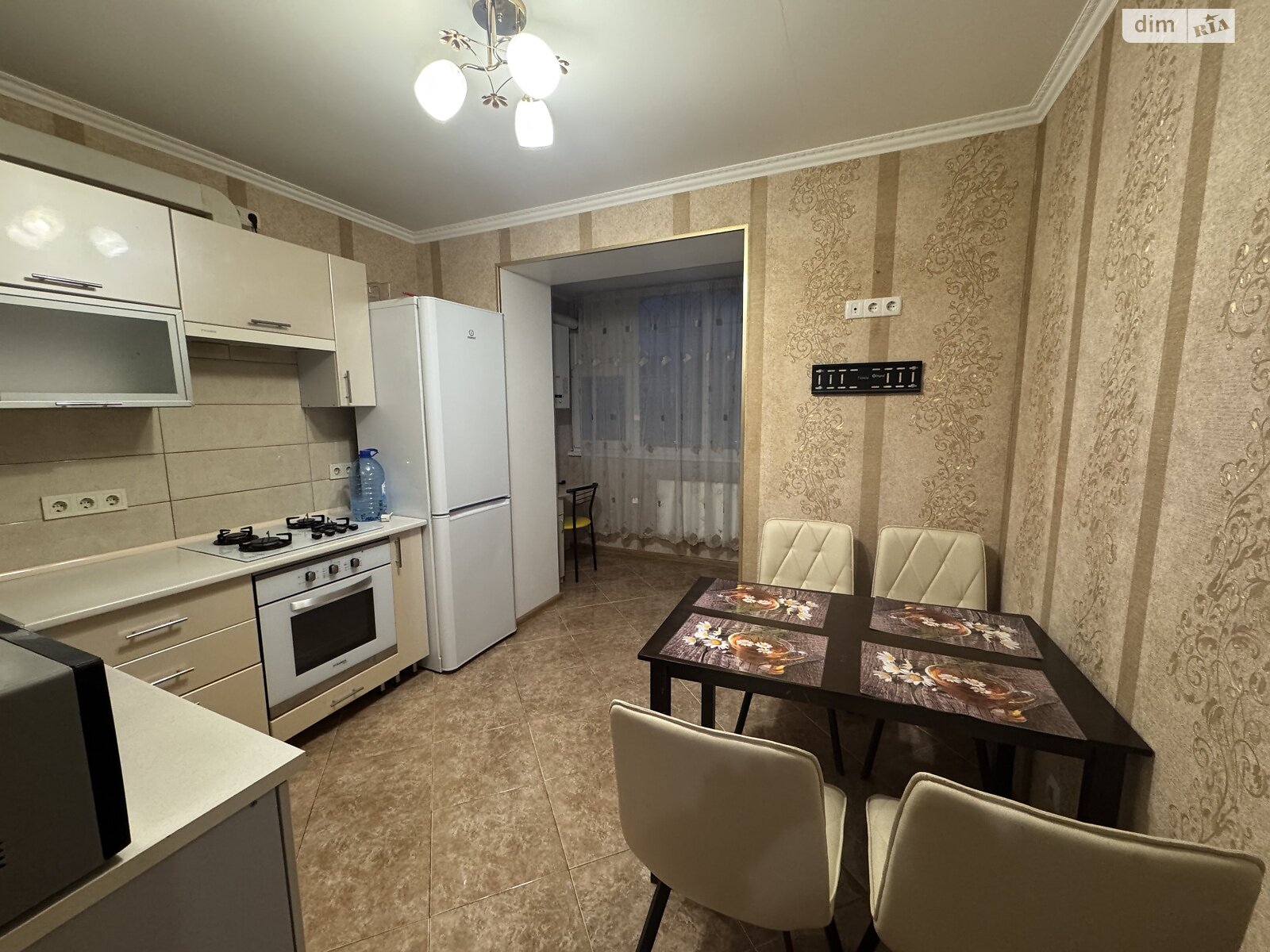 однокімнатна квартира в Вінниці, район Академічний, на вул. Миколаївська в довготривалу оренду помісячно фото 1