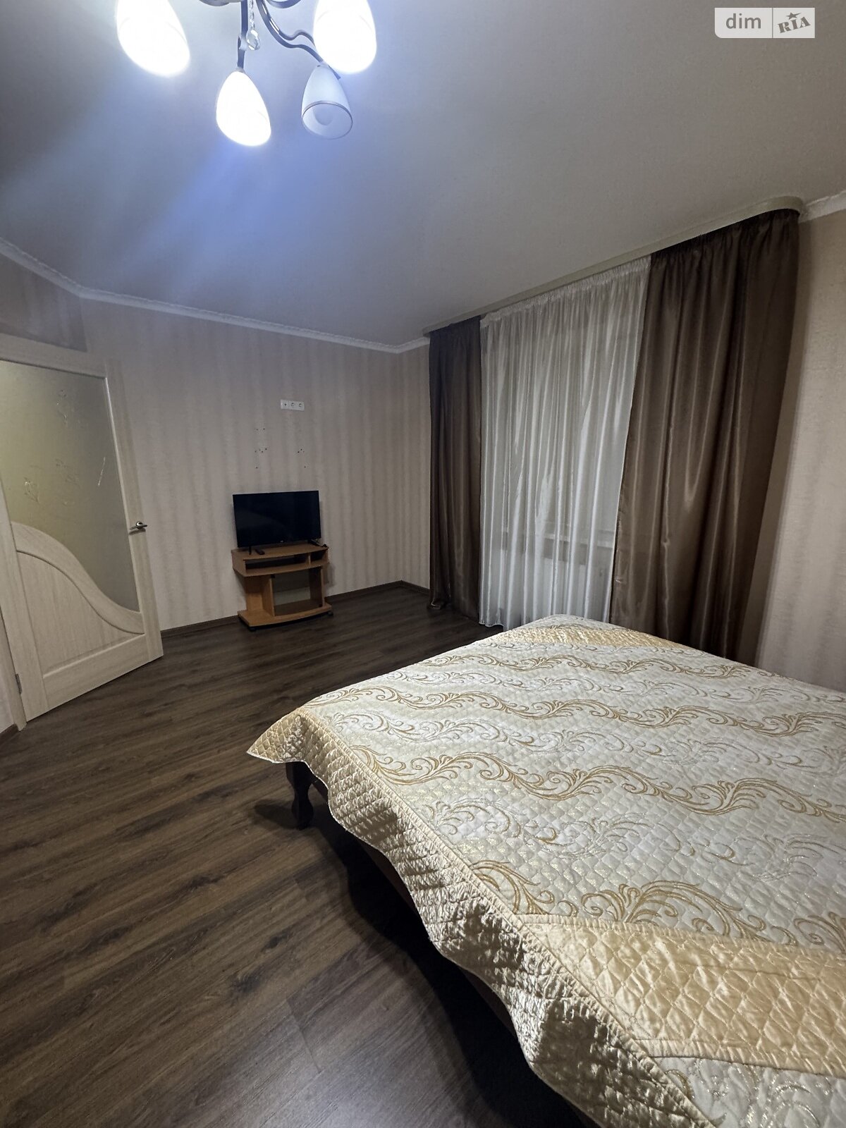 однокімнатна квартира в Вінниці, район Академічний, на вул. Миколаївська в довготривалу оренду помісячно фото 1