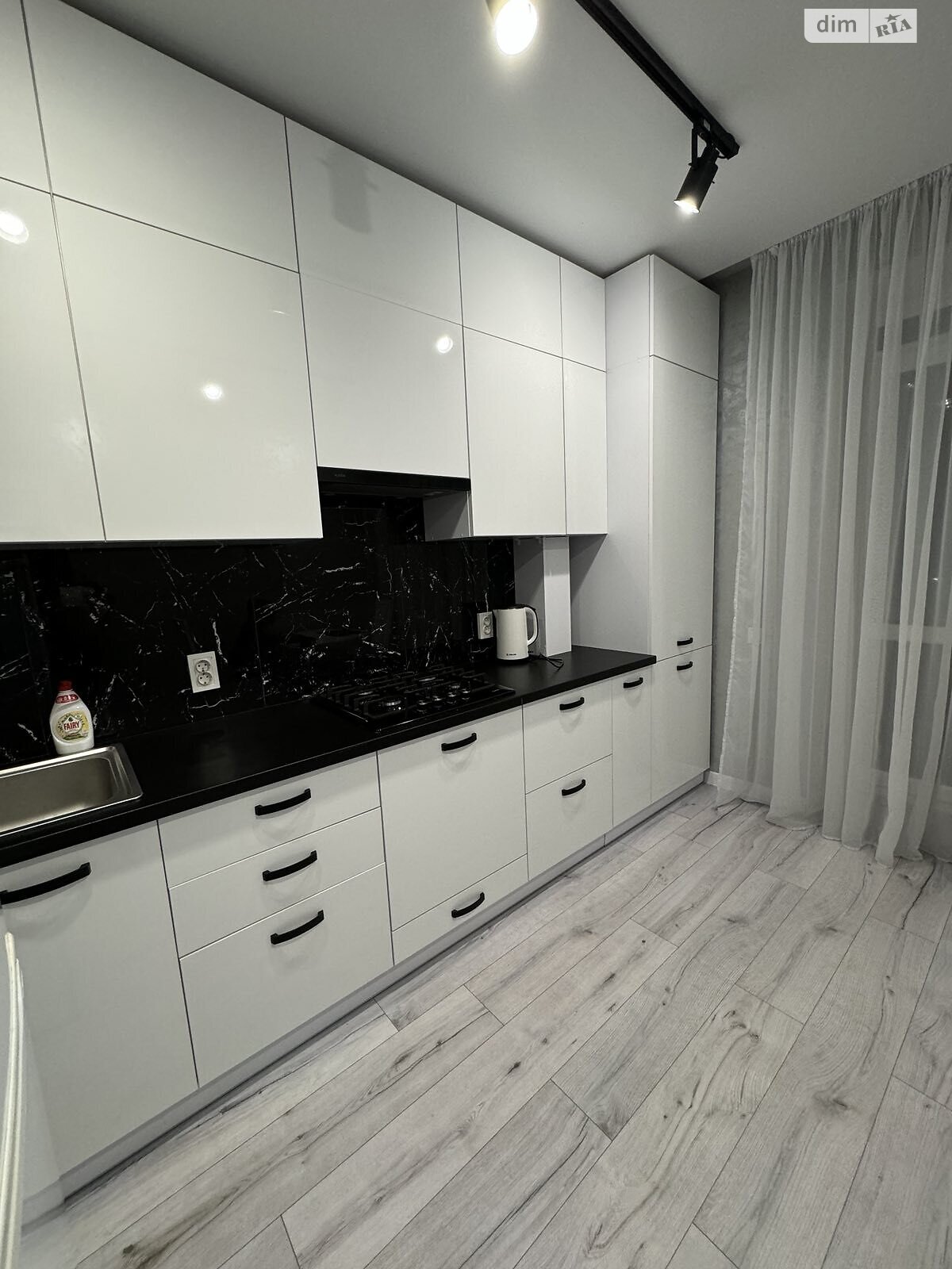 однокімнатна квартира в Вінниці, район Академічний, на вул. Миколаївська 27 в довготривалу оренду помісячно фото 1