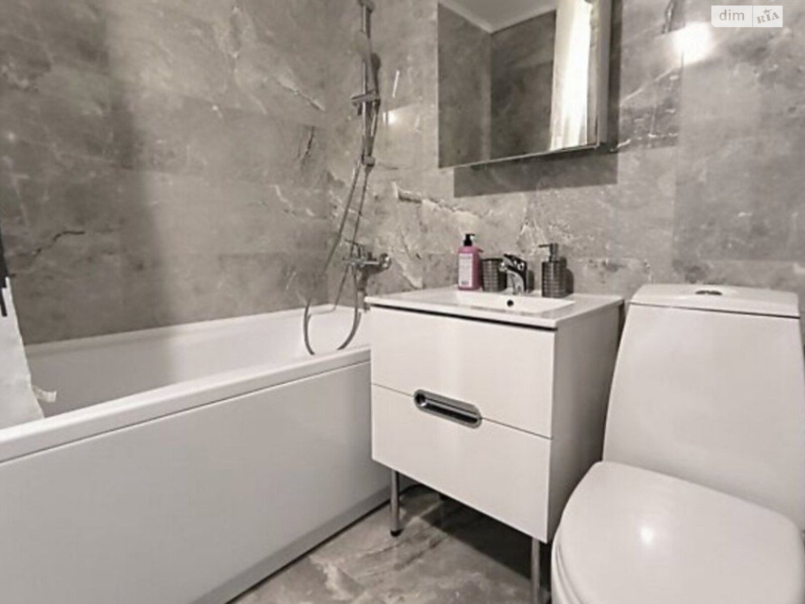 однокомнатная квартира в Виннице, район Академический, на ул. Тимофеевская в аренду на долгий срок помесячно фото 1 однокомнатная квартира в Виннице, район Академический, на ул. Тимофеевская в аренду на долгий срок помесячно фото 1