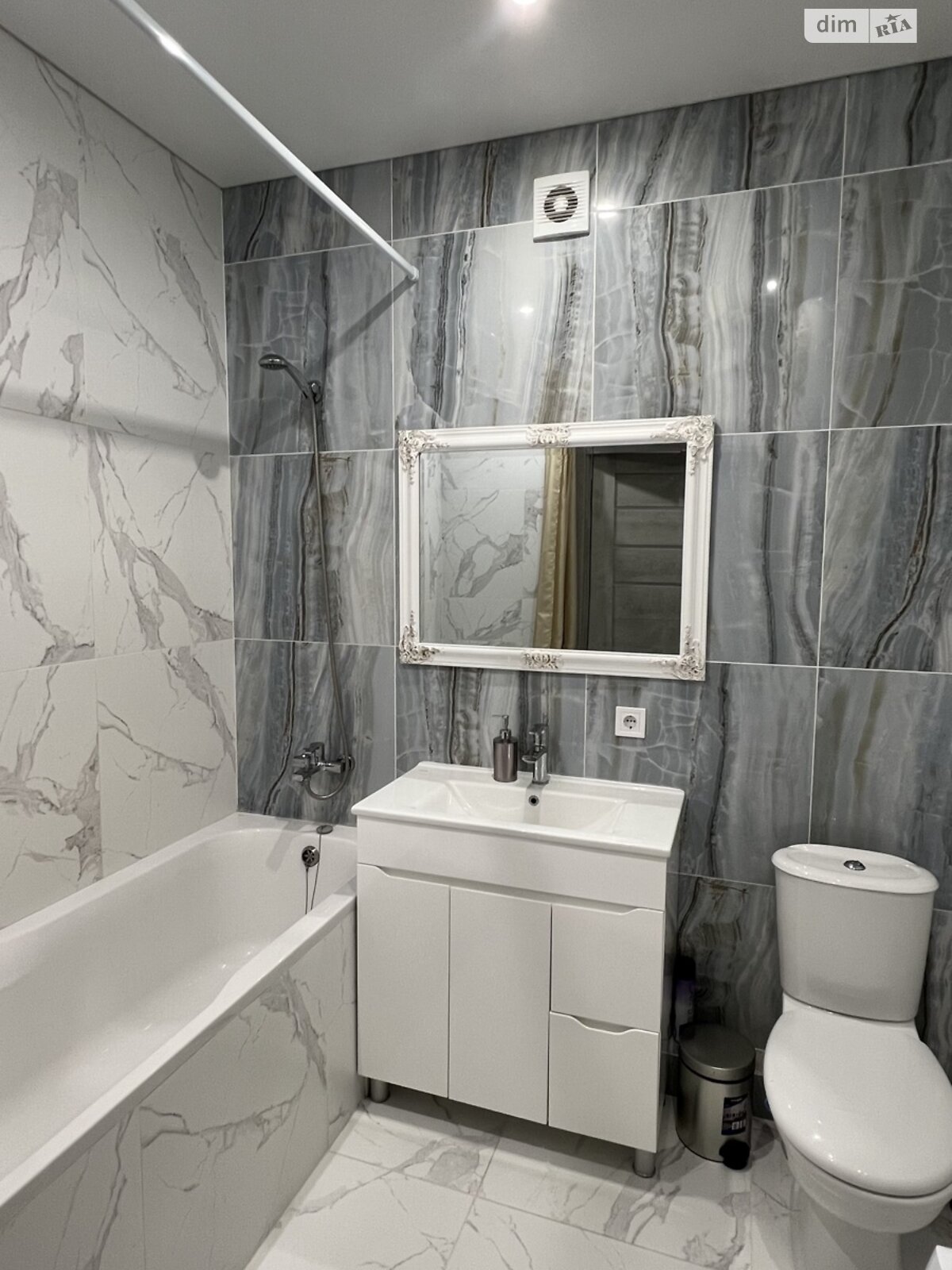 двухкомнатная квартира в Виннице, район Академический, на ул. Тимофеевская в аренду на долгий срок помесячно фото 1