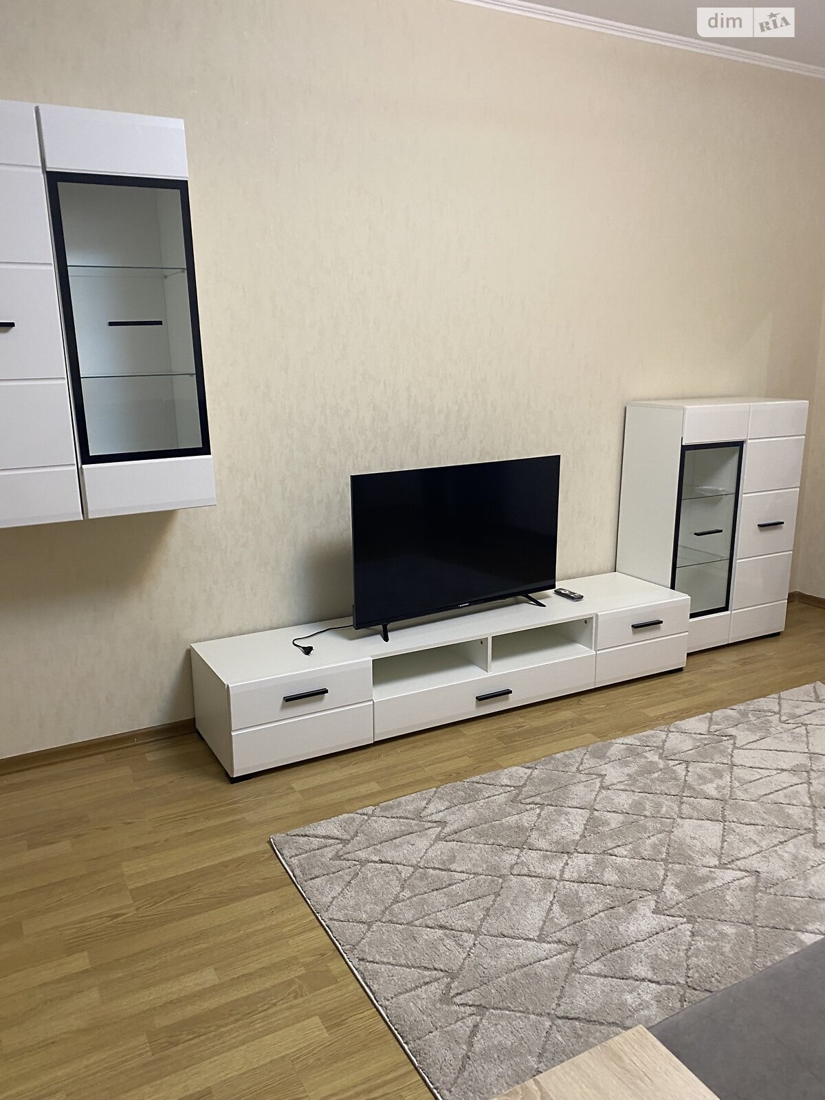 двокімнатна квартира в Вінниці, на вул. Академіка Ющенка 9 в довготривалу оренду помісячно фото 1