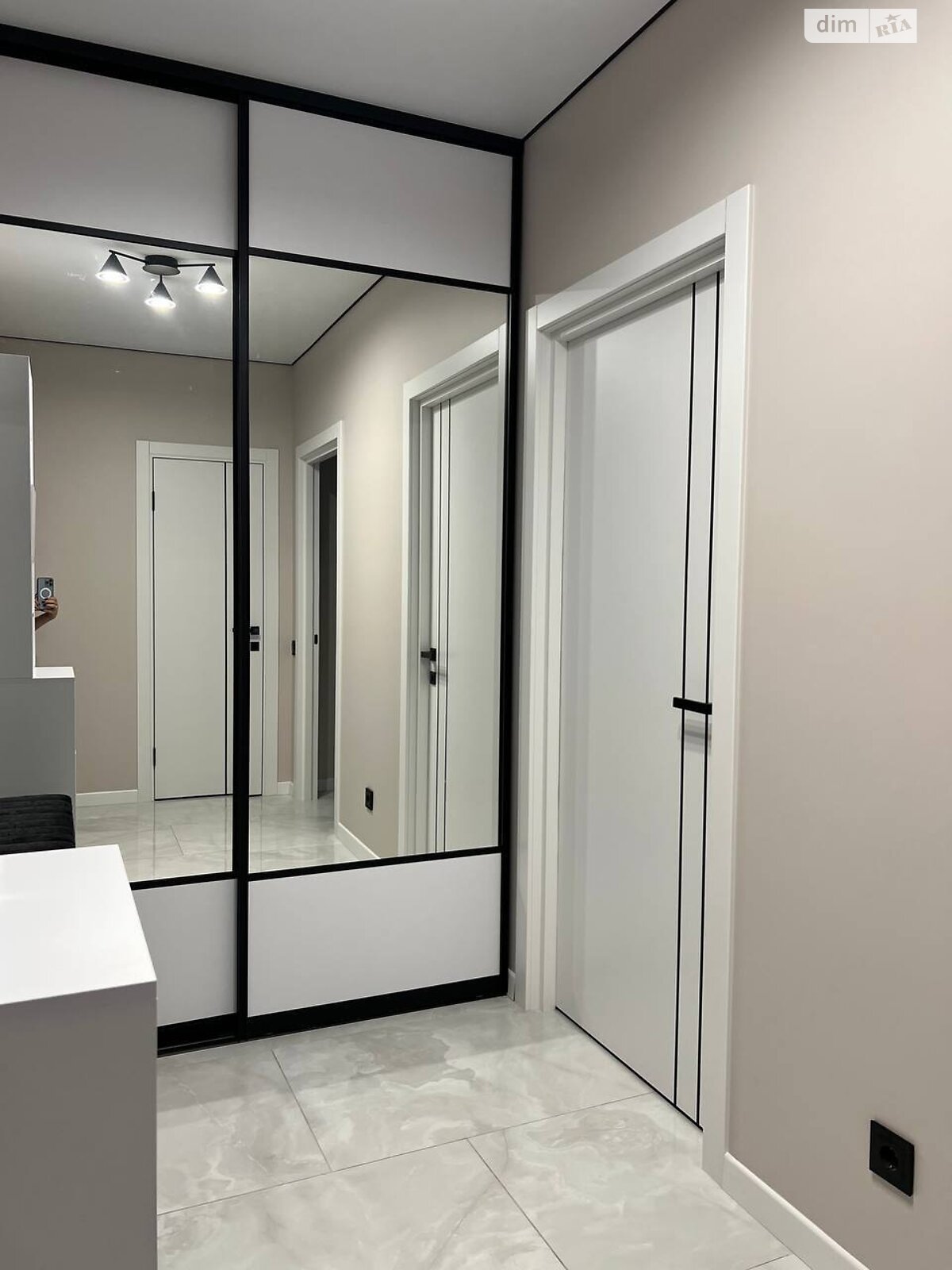 однокімнатна квартира в Вінниці, на вул. Олександрівська 5 в довготривалу оренду помісячно фото 1 однокімнатна квартира в Вінниці, на вул. Олександрівська 5 в довготривалу оренду помісячно фото 1