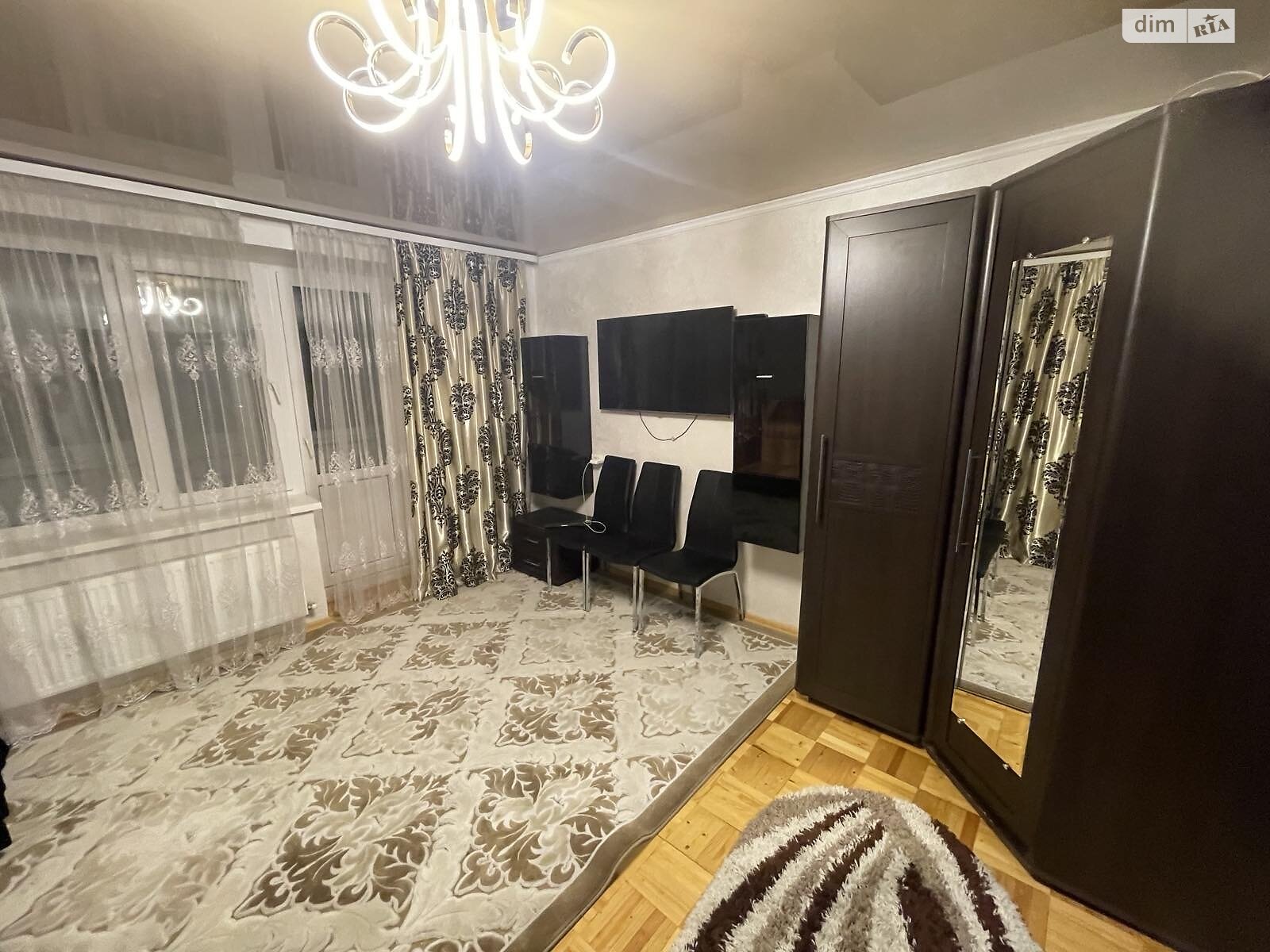 трикімнатна квартира в Вінниці, на вул. Антонова Олега 48 в довготривалу оренду помісячно фото 1 трикімнатна квартира в Вінниці, на вул. Антонова Олега 48 в довготривалу оренду помісячно фото 1