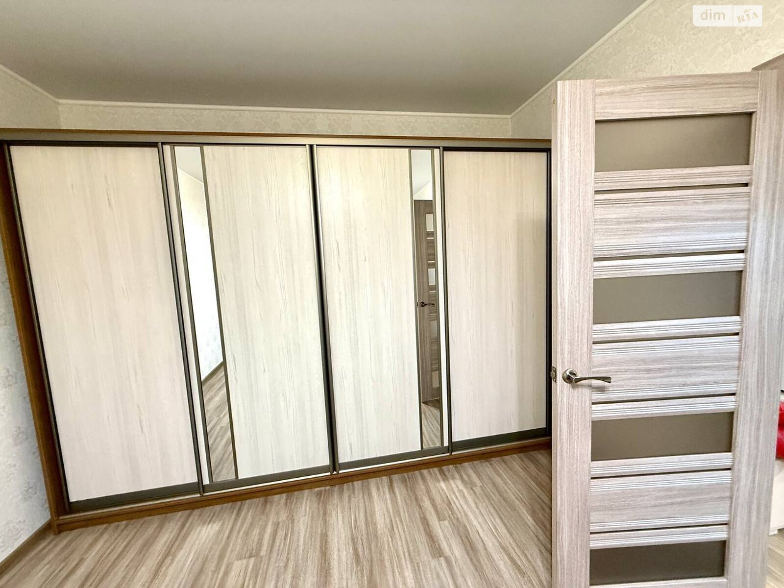 однокімнатна квартира в Зарванцях, на вул. Одеська в довготривалу оренду помісячно фото 1 однокімнатна квартира в Зарванцях, на вул. Одеська в довготривалу оренду помісячно фото 1