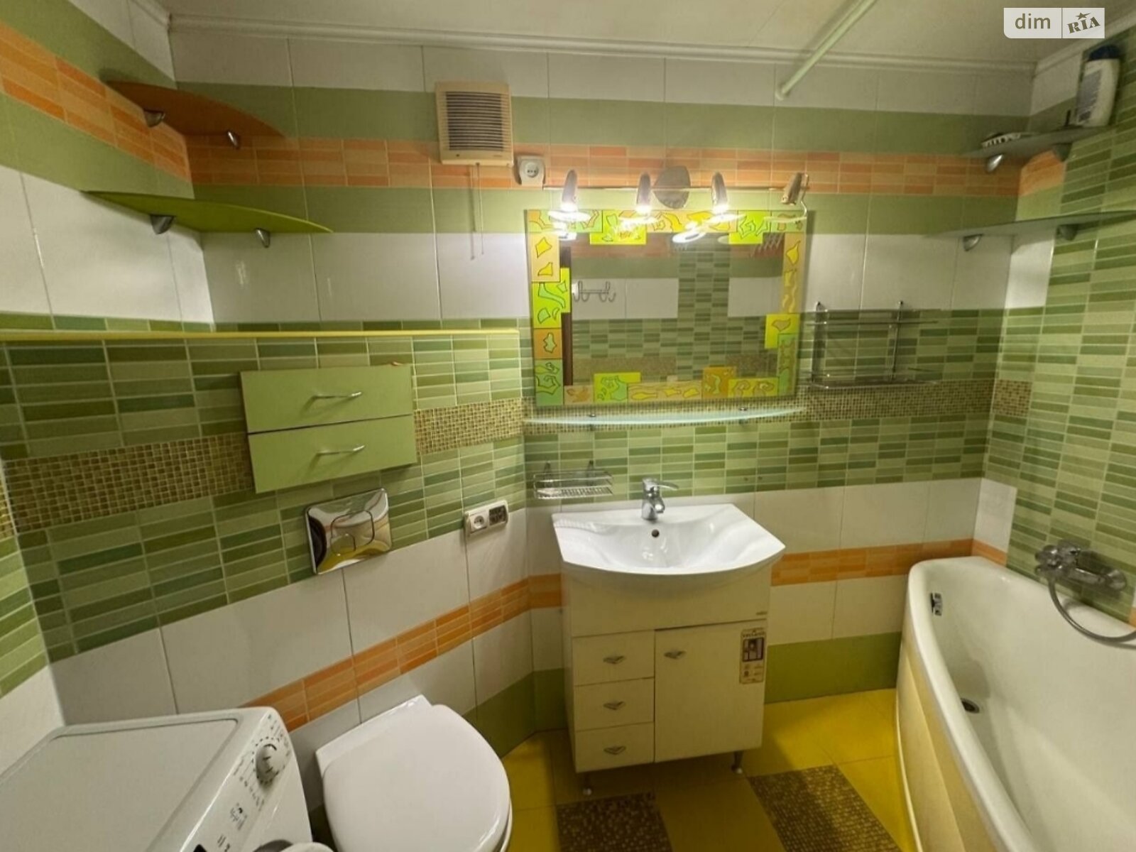 однокомнатная квартира в Виннице, район Барское шоссе, на ул. Стельмаха 12Б в аренду на долгий срок помесячно фото 1