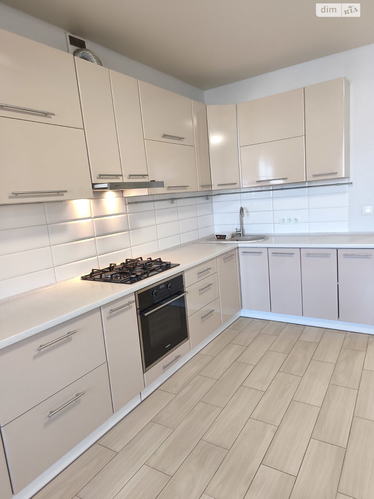 однокомнатная квартира в Виннице, район Ближнее замостье, на ул. Академика Янгеля в аренду на долгий срок помесячно фото 1