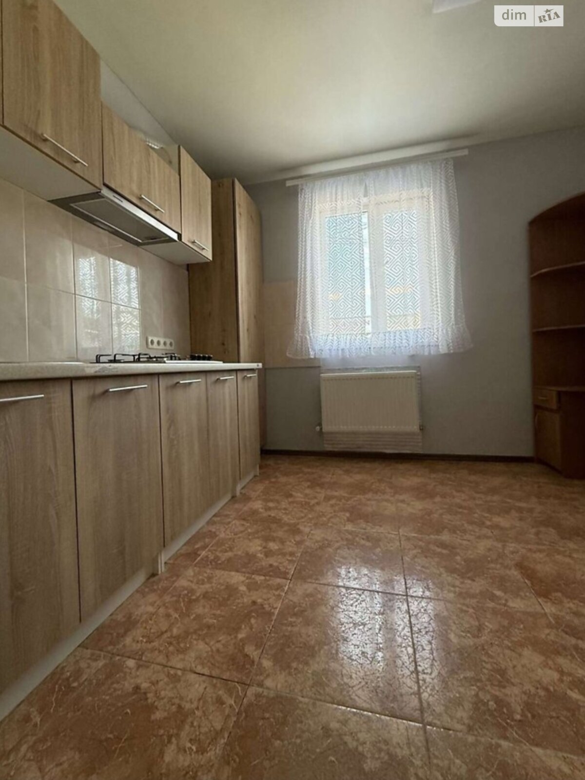 трехкомнатная квартира в Виннице, район Ближнее замостье, на ул. Александра Довженка в аренду на долгий срок помесячно фото 1 трехкомнатная квартира в Виннице, район Ближнее замостье, на ул. Александра Довженка в аренду на долгий срок помесячно фото 1