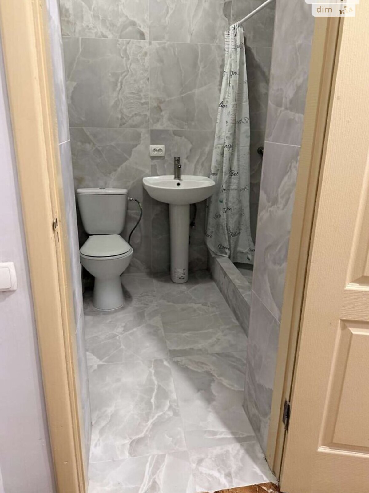 трехкомнатная квартира в Виннице, район Ближнее замостье, на ул. Александра Довженка в аренду на долгий срок помесячно фото 1 трехкомнатная квартира в Виннице, район Ближнее замостье, на ул. Александра Довженка в аренду на долгий срок помесячно фото 1