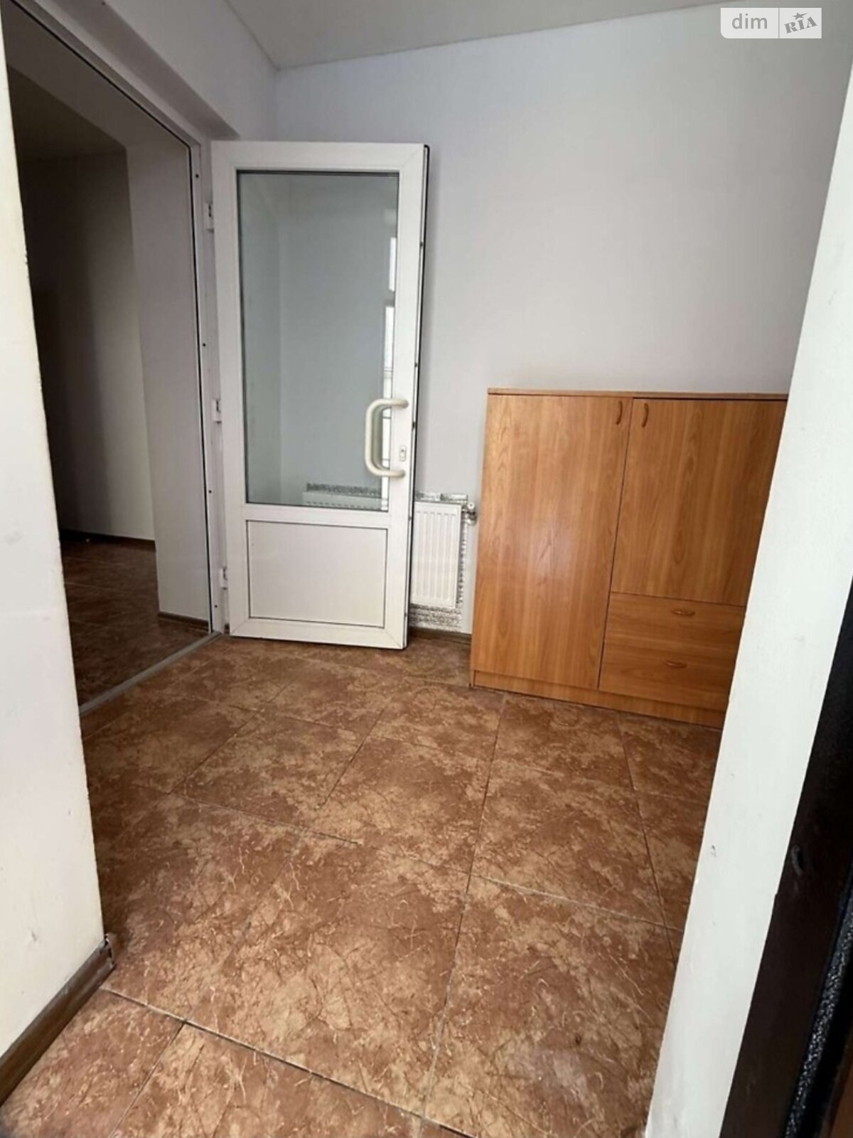 трехкомнатная квартира в Виннице, район Ближнее замостье, на ул. Александра Довженка в аренду на долгий срок помесячно фото 1 трехкомнатная квартира в Виннице, район Ближнее замостье, на ул. Александра Довженка в аренду на долгий срок помесячно фото 1