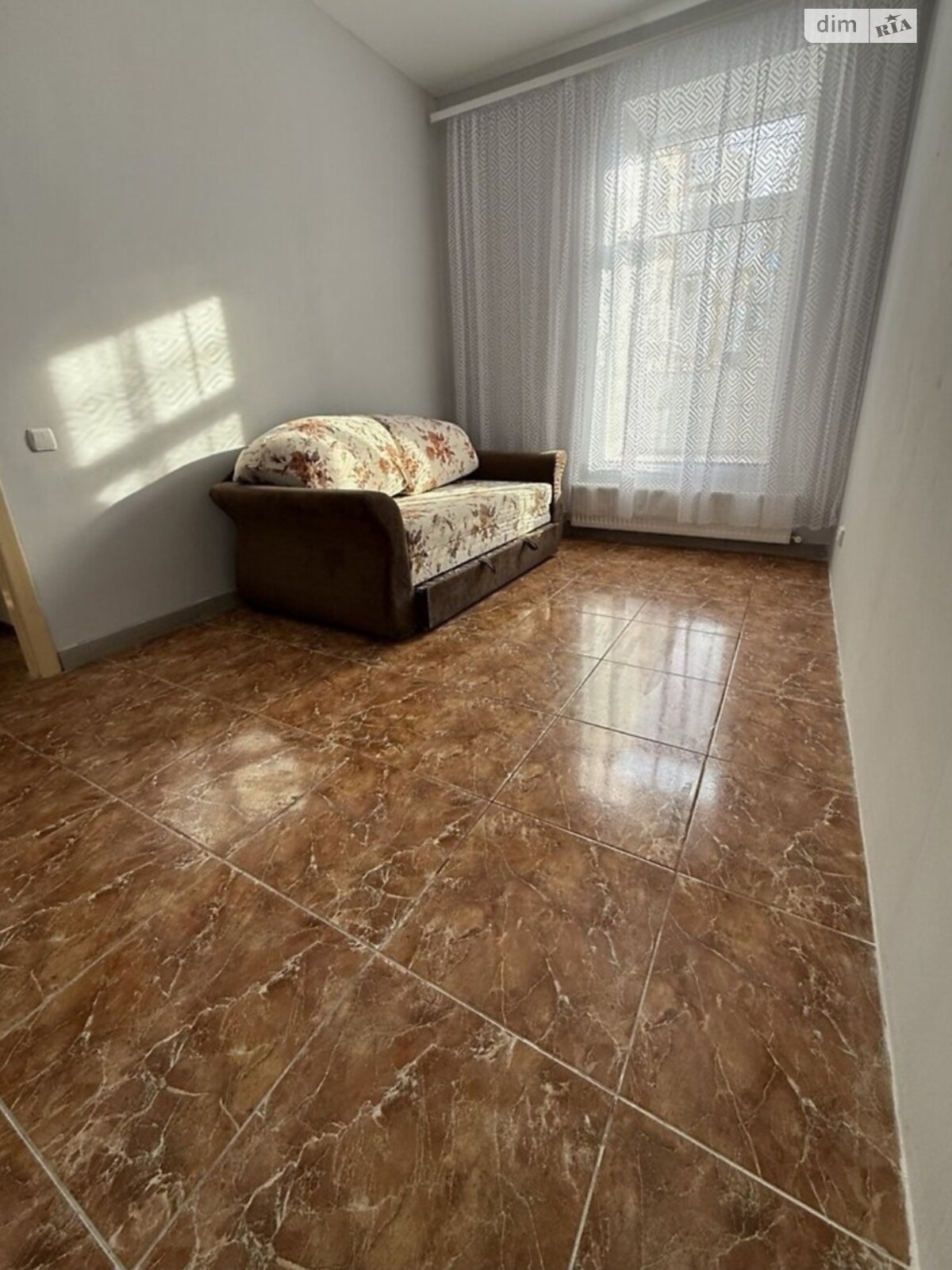 трехкомнатная квартира в Виннице, район Ближнее замостье, на ул. Александра Довженка в аренду на долгий срок помесячно фото 1 трехкомнатная квартира в Виннице, район Ближнее замостье, на ул. Александра Довженка в аренду на долгий срок помесячно фото 1