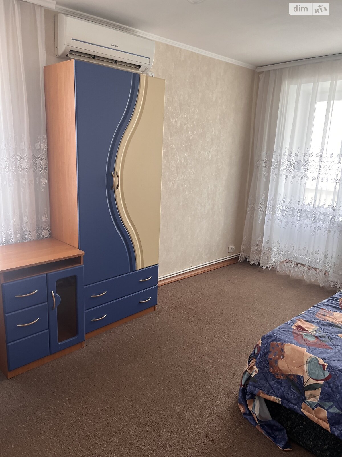 трехкомнатная квартира в Виннице, район Ближнее замостье, на ул. Евгения Пикуса в аренду на долгий срок помесячно фото 1 трехкомнатная квартира в Виннице, район Ближнее замостье, на ул. Евгения Пикуса в аренду на долгий срок помесячно фото 1