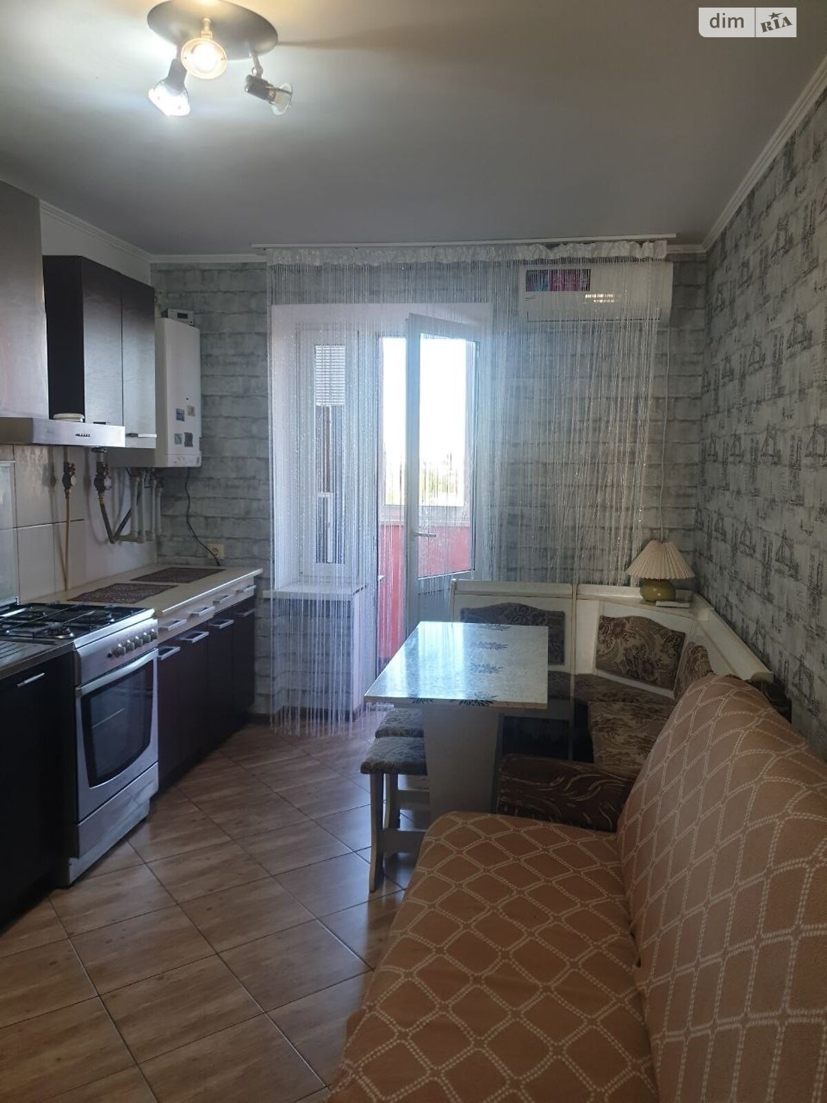 однокомнатная квартира в Виннице, район Ближнее замостье, на ул. Героев Крут в аренду на долгий срок помесячно фото 1