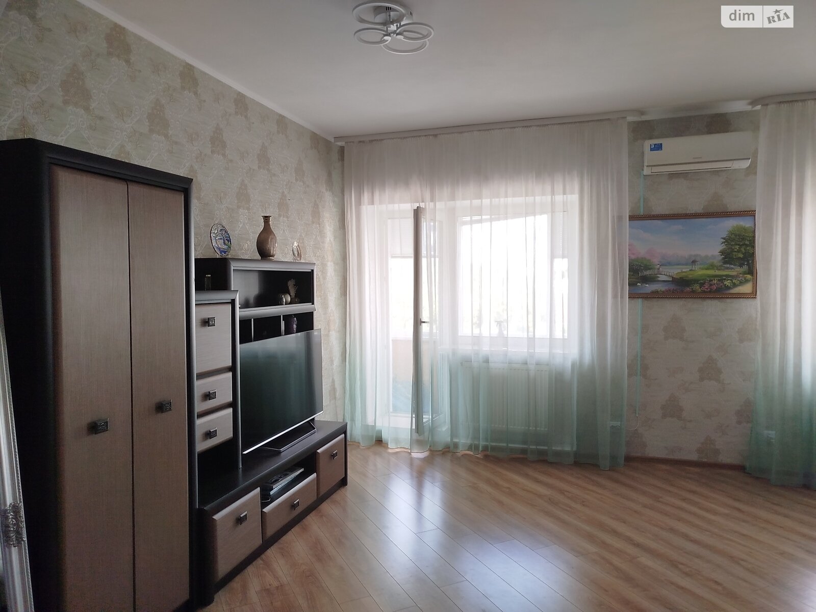 трикімнатна квартира в Вінниці, район Ближнє замостя, на просп. Коцюбинського 9 в довготривалу оренду помісячно фото 1 трикімнатна квартира в Вінниці, район Ближнє замостя, на просп. Коцюбинського 9 в довготривалу оренду помісячно фото 1