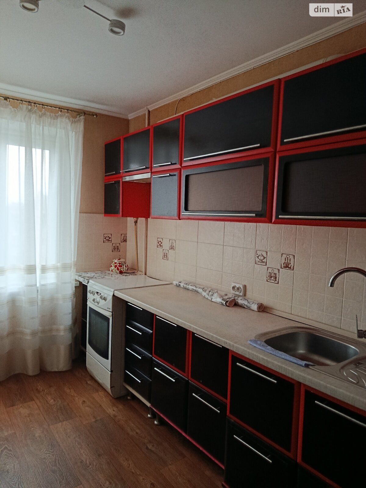 трикімнатна квартира з ремонтом в Вінниці, район Ближнє замостя, на вул. Стеценка в довготривалу оренду помісячно фото 1