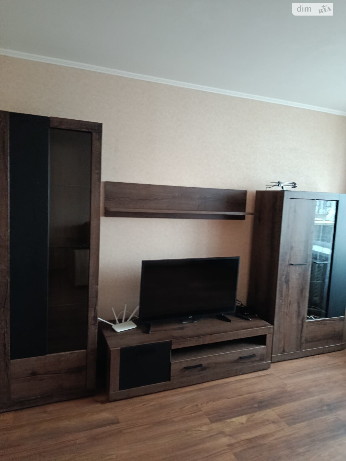 трикімнатна квартира з ремонтом в Вінниці, район Ближнє замостя, на вул. Стеценка в довготривалу оренду помісячно фото 1