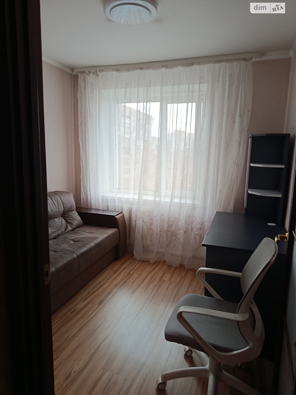 трикімнатна квартира з ремонтом в Вінниці, район Ближнє замостя, на вул. Стеценка в довготривалу оренду помісячно фото 1