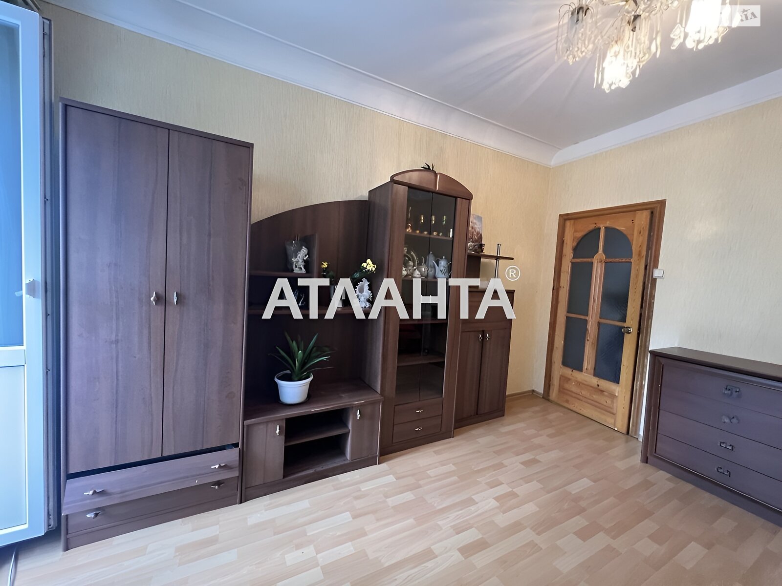 трехкомнатная квартира в Виннице, район Ближнее замостье, на 3-й пер. Варшавский в аренду на долгий срок помесячно фото 1 трехкомнатная квартира в Виннице, район Ближнее замостье, на 3-й пер. Варшавский в аренду на долгий срок помесячно фото 1