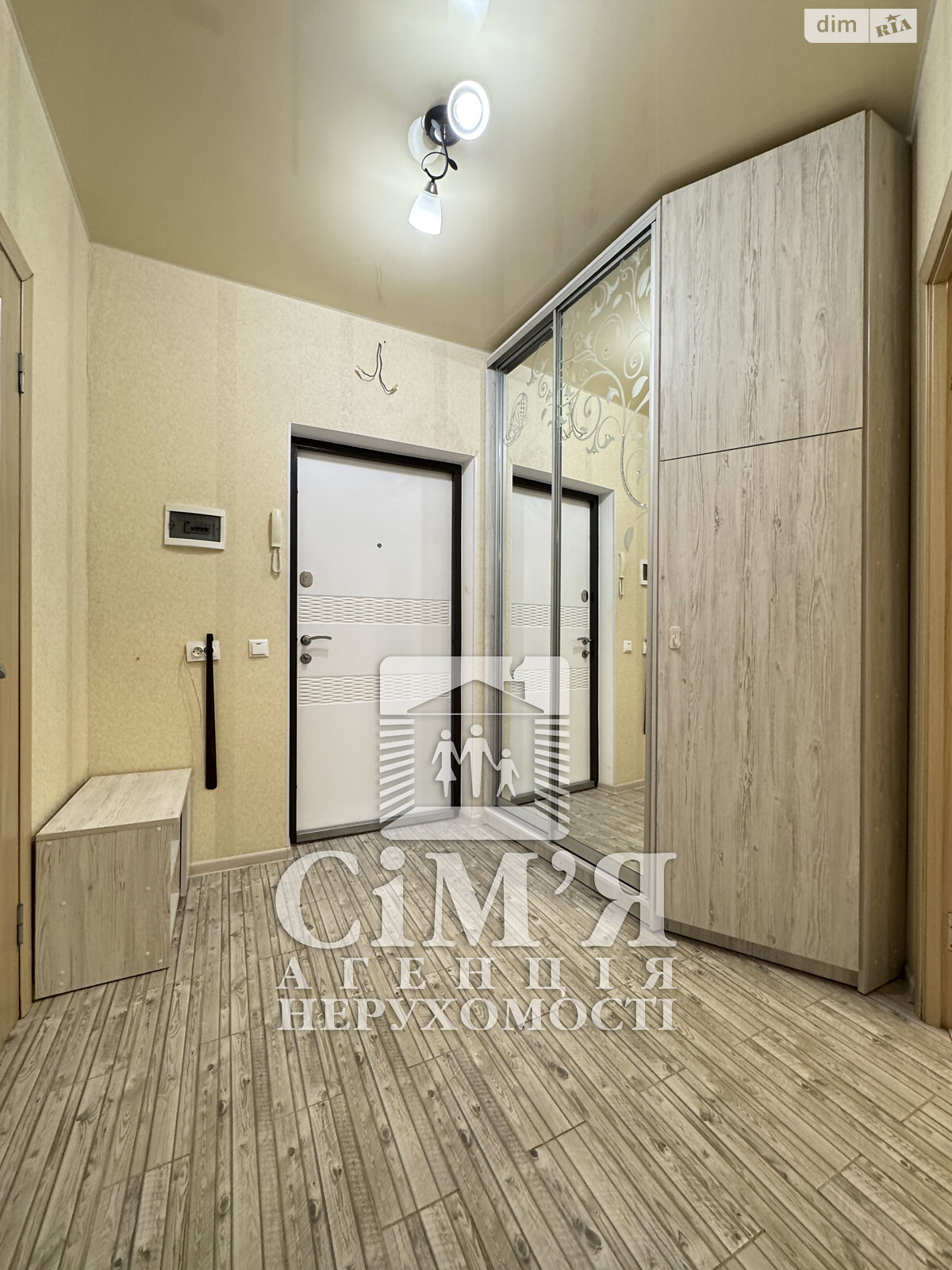 однокімнатна квартира з ремонтом в Вінниці, район Ближнє замостя, на вул. В’ячеслава Чорновола в довготривалу оренду помісячно фото 1