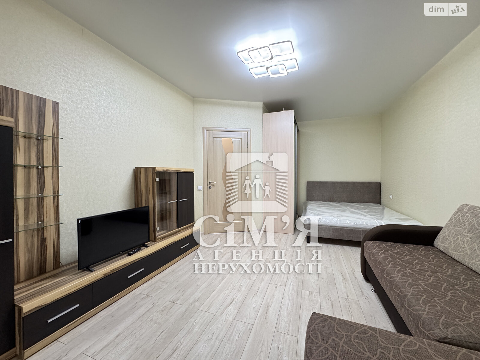 однокімнатна квартира з ремонтом в Вінниці, район Ближнє замостя, на вул. В’ячеслава Чорновола в довготривалу оренду помісячно фото 1