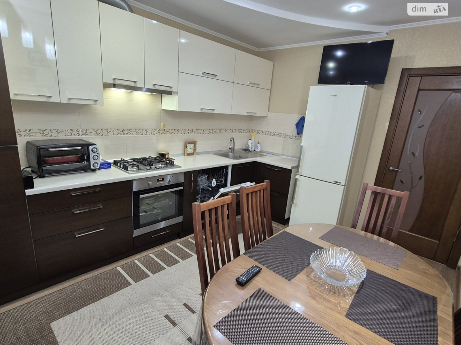 однокімнатна квартира в Вінниці, район Ближнє замостя, на вул. В’ячеслава Чорновола в довготривалу оренду помісячно фото 1