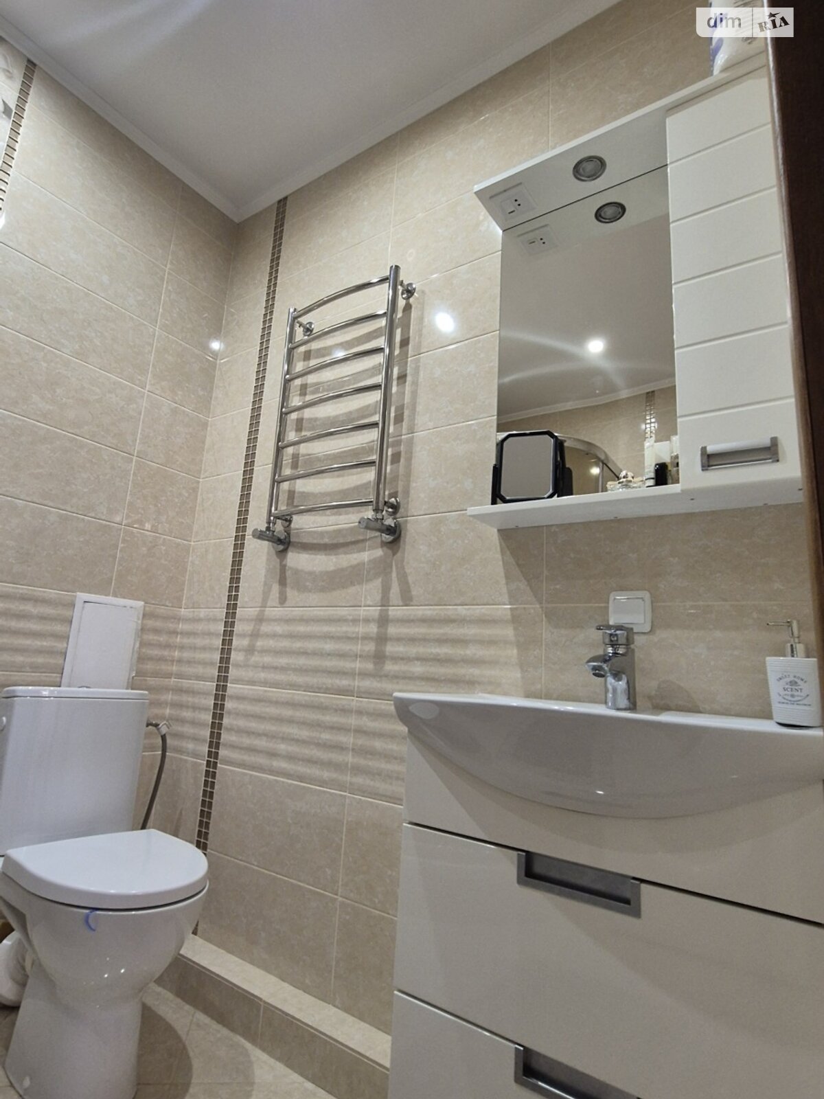 однокімнатна квартира в Вінниці, район Ближнє замостя, на вул. В’ячеслава Чорновола в довготривалу оренду помісячно фото 1