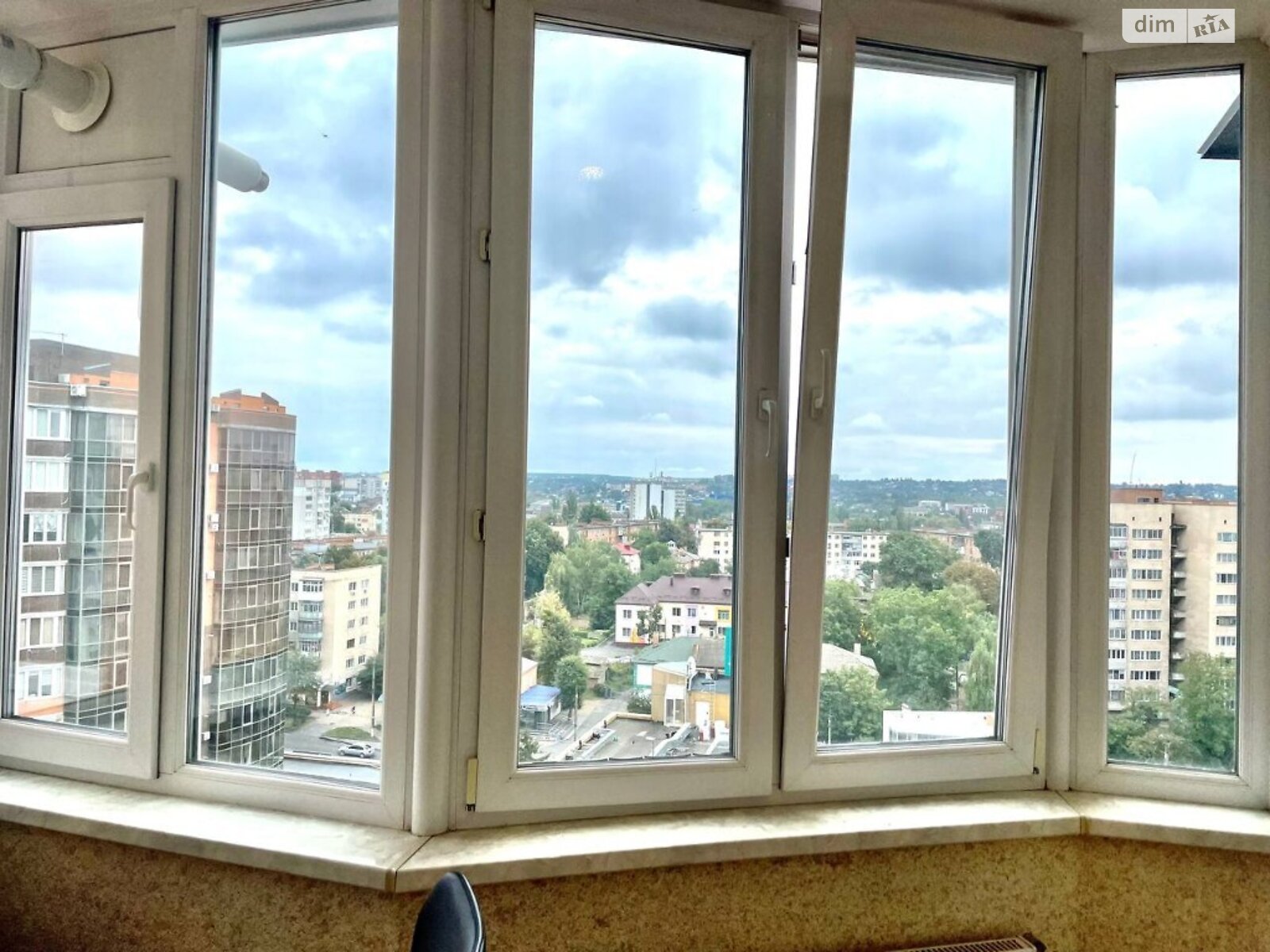 однокомнатная квартира с мебелью в Виннице, район Ближнее замостье, на ул. Вячеслава Черновола в аренду на долгий срок помесячно фото 1