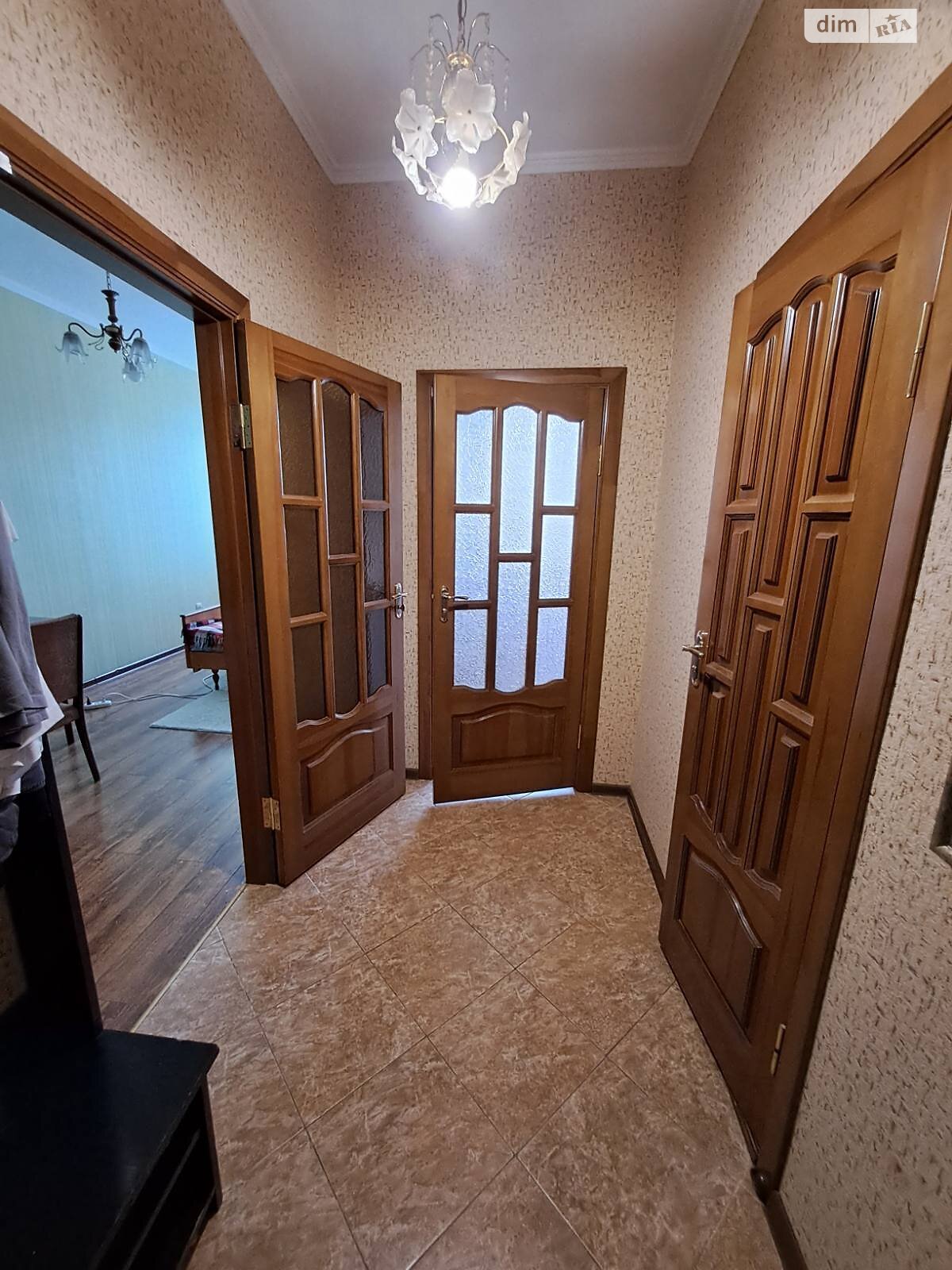 однокомнатная квартира с мебелью в Виннице, район Ближнее замостье, на ул. Замостянская в аренду на долгий срок помесячно фото 1 однокомнатная квартира с мебелью в Виннице, район Ближнее замостье, на ул. Замостянская в аренду на долгий срок помесячно фото 1