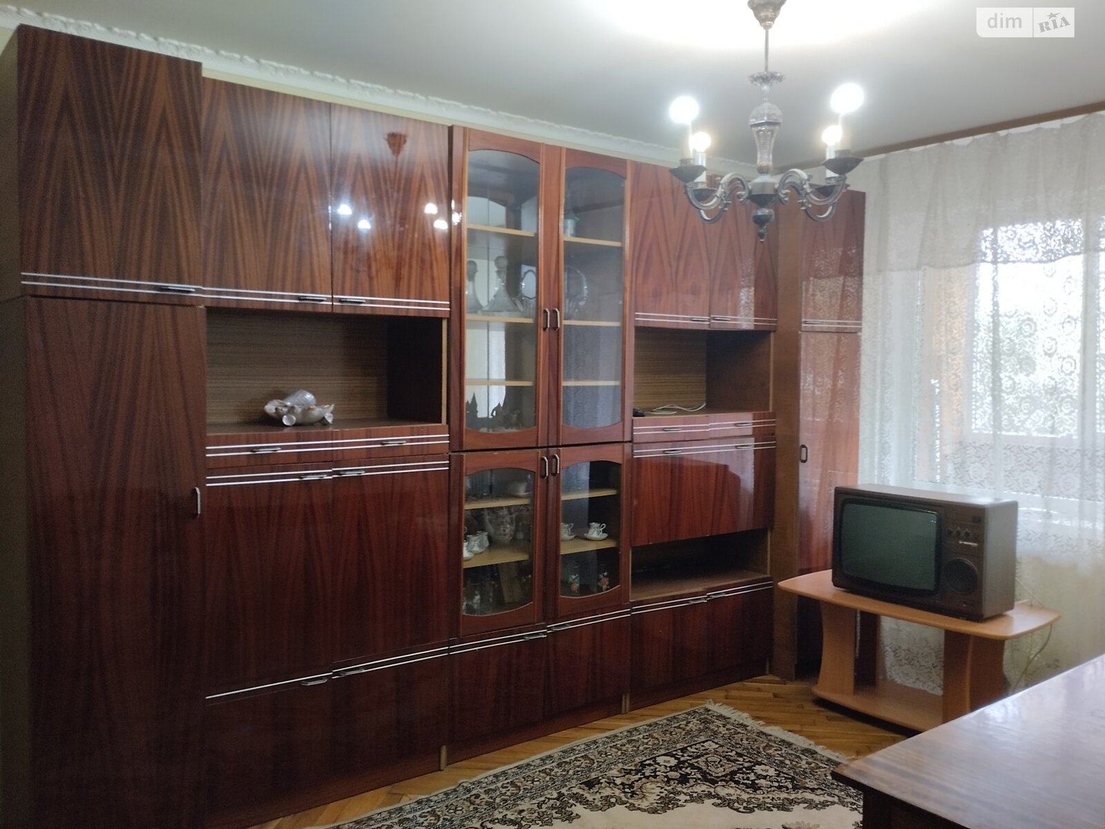 однокомнатная квартира в Виннице, район Ближнее замостье, на ул. Защитников неба в аренду на долгий срок помесячно фото 1 однокомнатная квартира в Виннице, район Ближнее замостье, на ул. Защитников неба в аренду на долгий срок помесячно фото 1