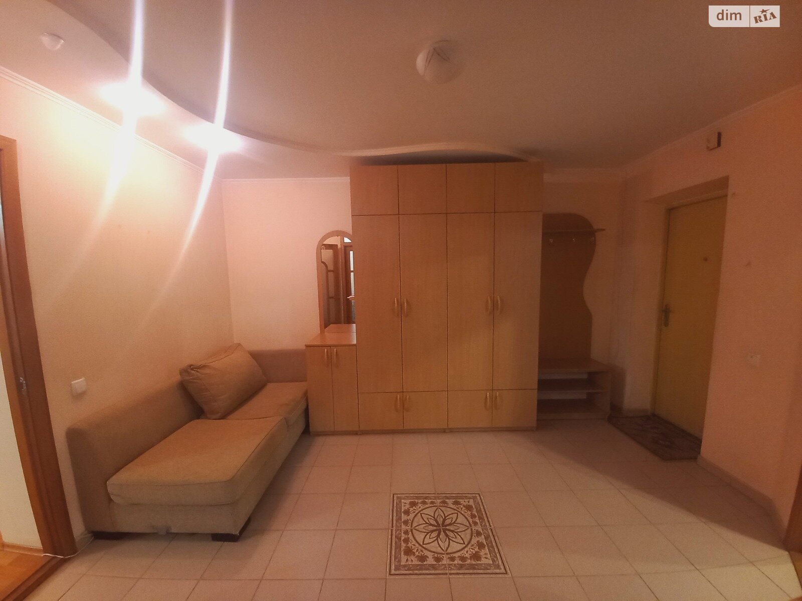 однокомнатная квартира с мебелью в Виннице, район Ближнее замостье, на ул. Защитников неба в аренду на долгий срок помесячно фото 1 однокомнатная квартира с мебелью в Виннице, район Ближнее замостье, на ул. Защитников неба в аренду на долгий срок помесячно фото 1