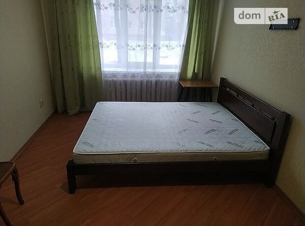 трикімнатна квартира з меблями в Вінниці, район Ближнє замостя, на вул. Героїв Нацгвардії в довготривалу оренду помісячно фото 1 трикімнатна квартира з меблями в Вінниці, район Ближнє замостя, на вул. Героїв Нацгвардії в довготривалу оренду помісячно фото 1
