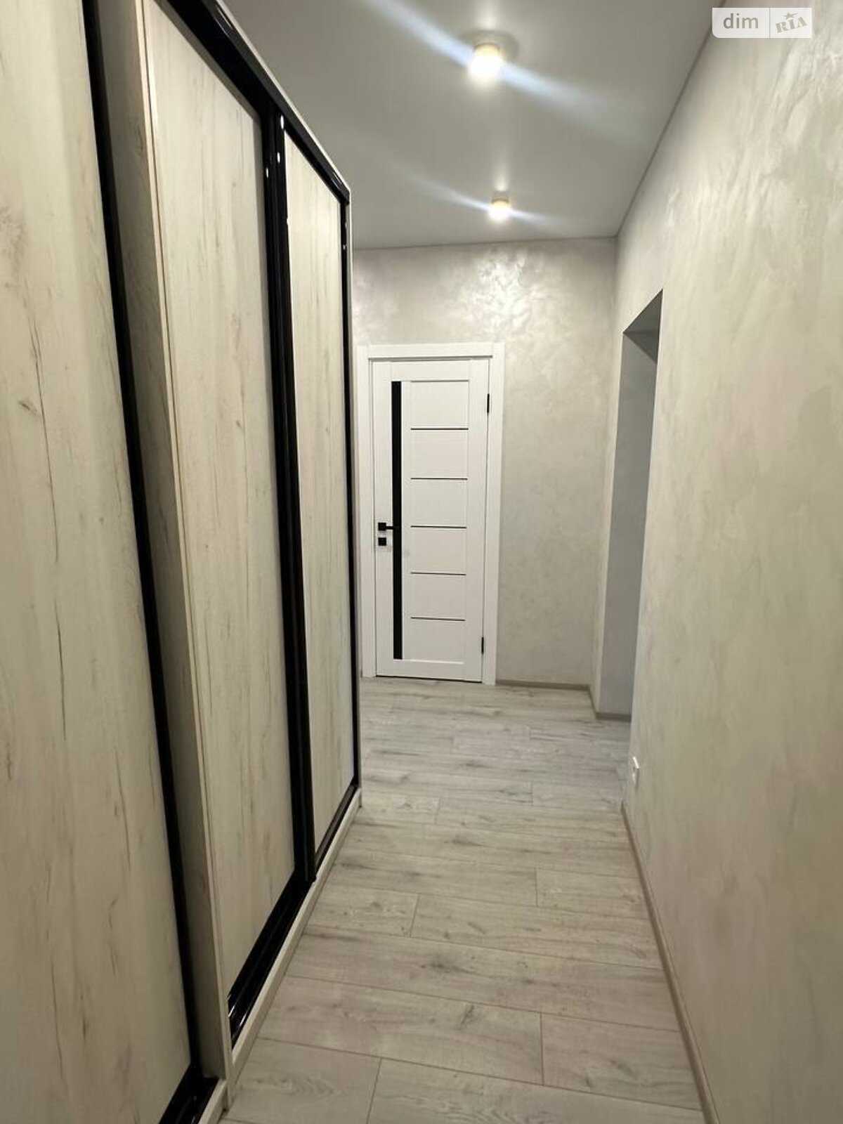 однокімнатна квартира в Вінниці, район Бригантина, на вул. Дмитра Майбороди 39 в довготривалу оренду помісячно фото 1 однокімнатна квартира в Вінниці, район Бригантина, на вул. Дмитра Майбороди 39 в довготривалу оренду помісячно фото 1