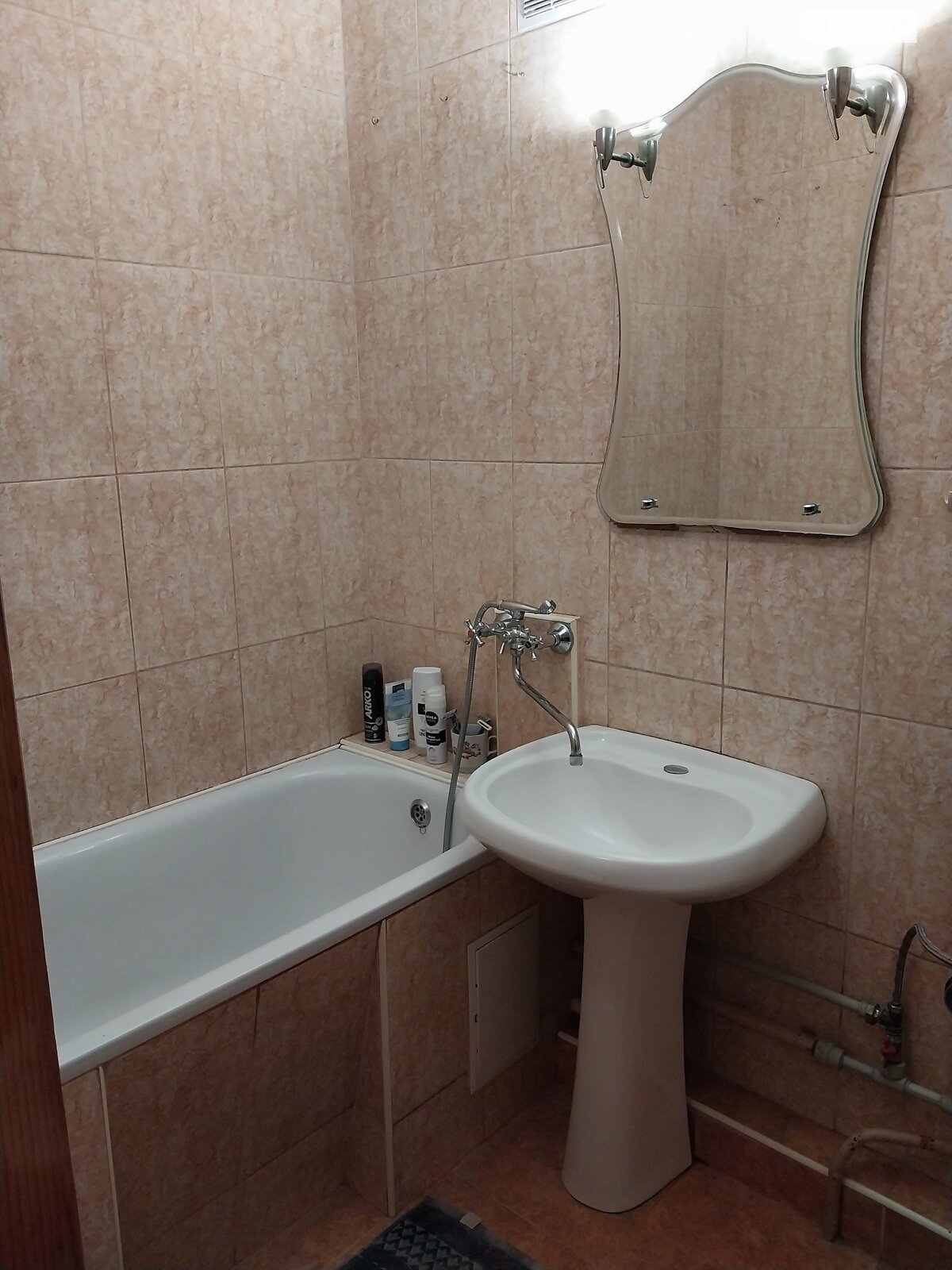 двухкомнатная квартира в Виннице, район Киевская, на ул. Киевская 51 в аренду на долгий срок помесячно фото 1 двухкомнатная квартира в Виннице, район Киевская, на ул. Киевская 51 в аренду на долгий срок помесячно фото 1